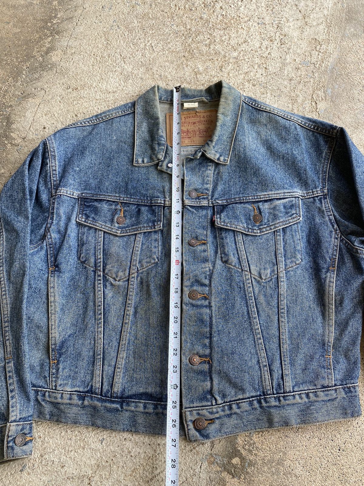 Levi's Vintage 90’s Levi’s Distressed Denim Jean Jacket Size US M / EU 48-50 / 2 - 11 Thumbnail