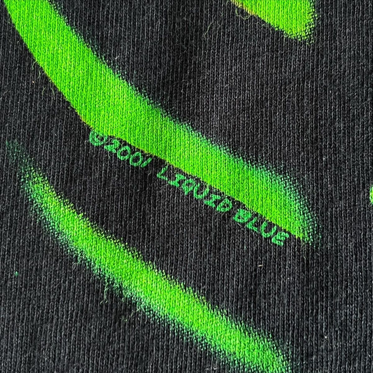 Liquid Blue × Vintage LIQUID BLUE VINTAGE 2001 *GREEN* SKULL PILE T-SHIRT (XL) Size US XL / EU 56 / 4 - 18 Thumbnail