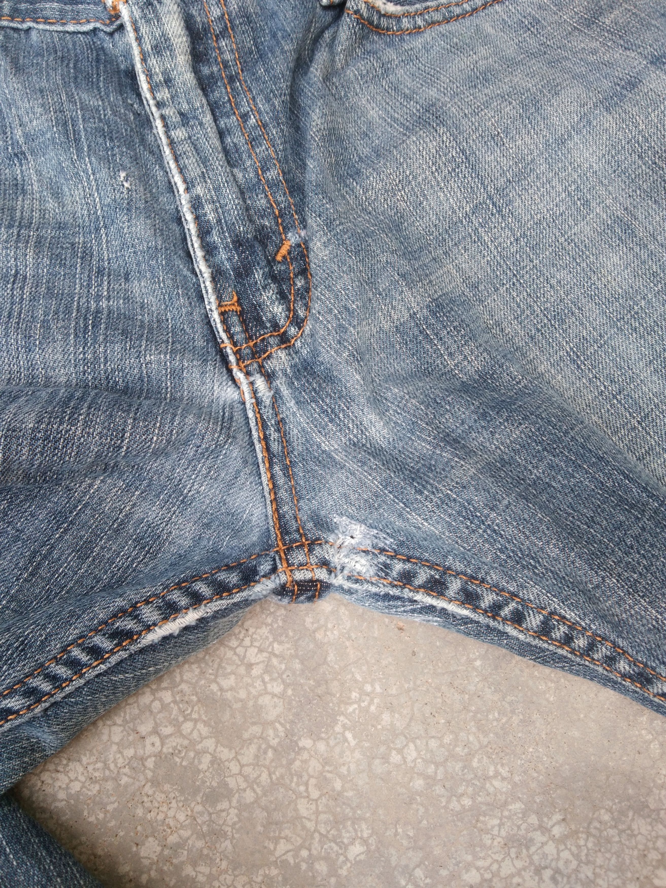 Jean × Levi's × Vintage Vintage Levis 559 Washed Distressed Jeans 31x29.5 Size US 31 - 5 Thumbnail