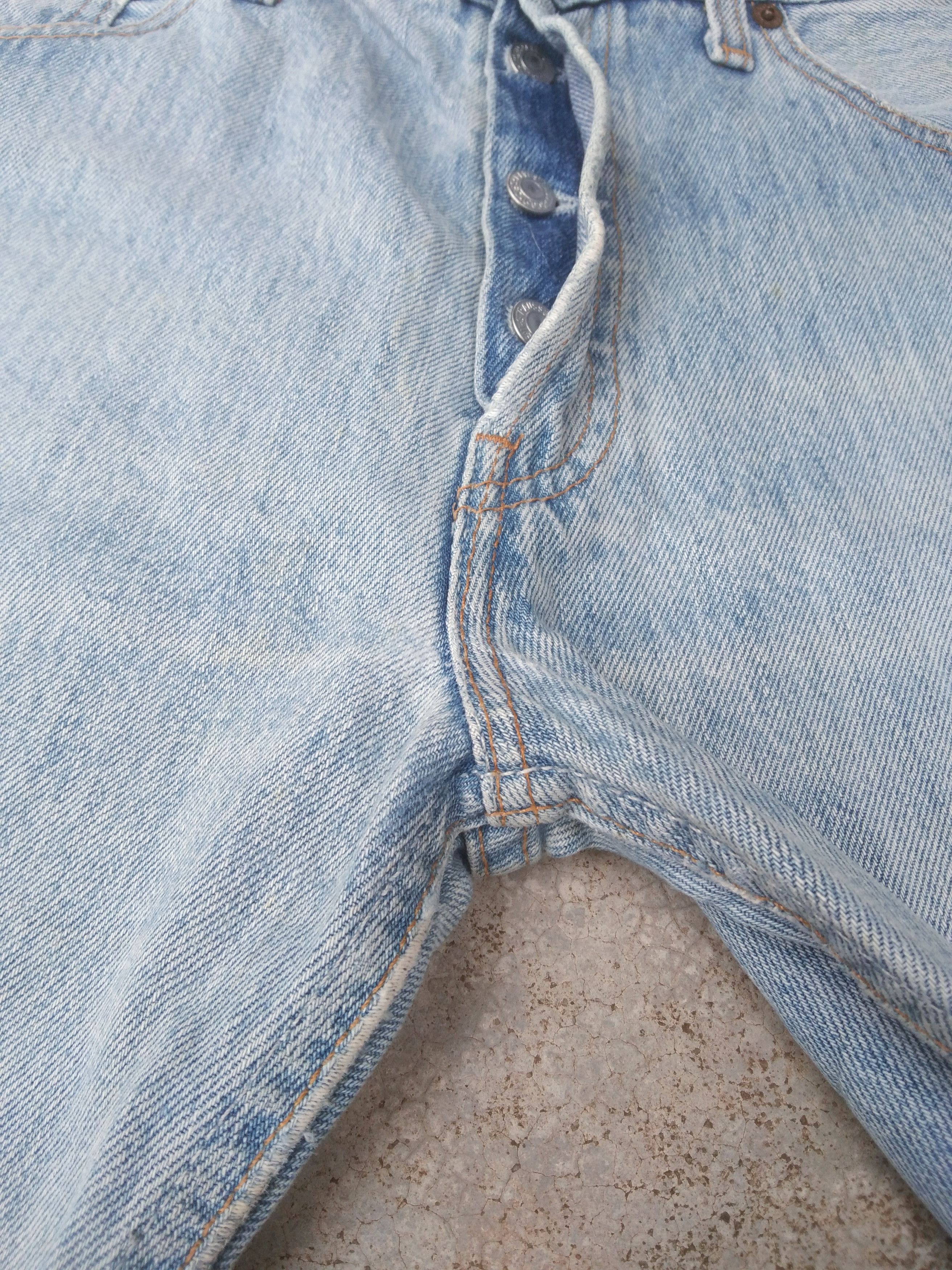 Levi's Vintage Levi's 501 Straight Leg Distressed Jeans 33x31 Size US 33 - 8 Thumbnail