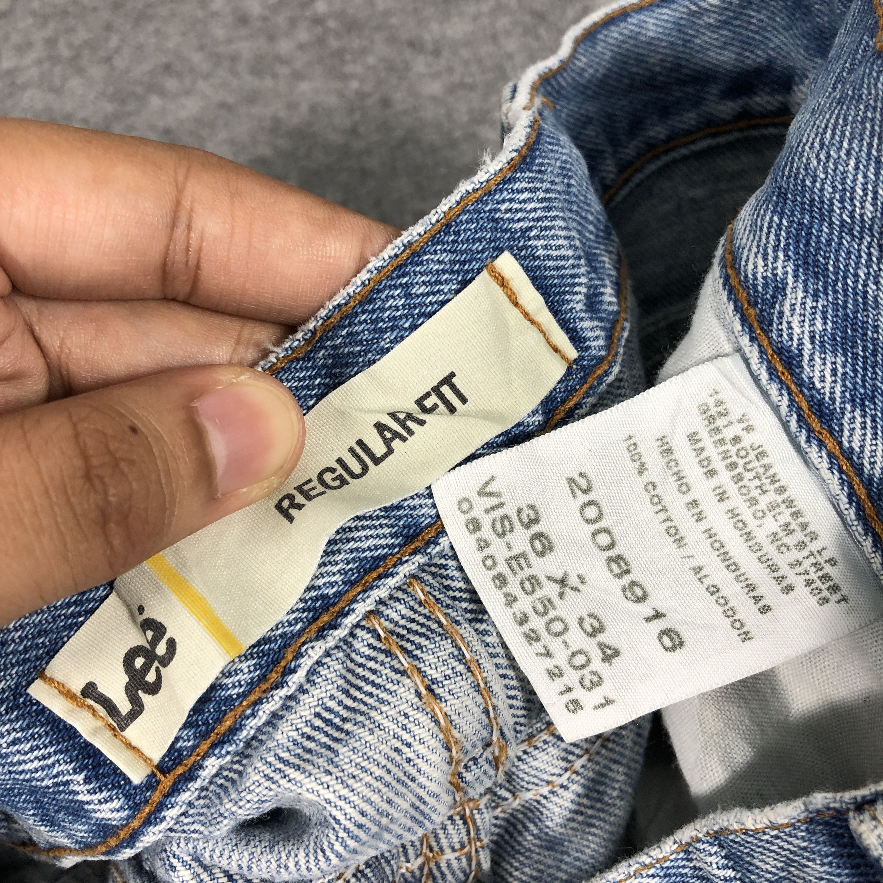 Lee × Vintage Vintage Lee Regular Fit Jeans L915 Size US 35 - 10 Thumbnail