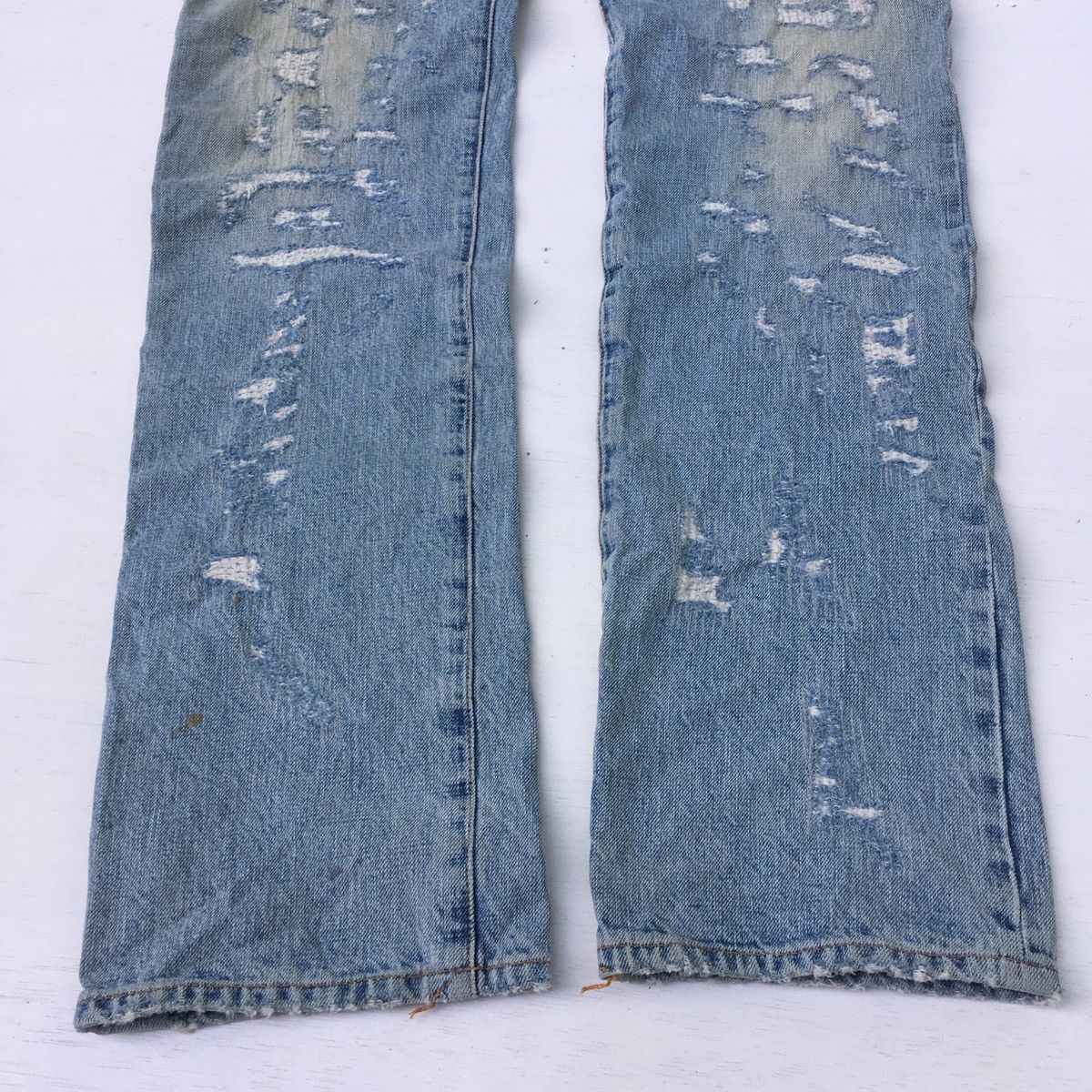 Armani GIORGIO ARMANI LIMITED EDITION DISTRESSED JEANS Size US 30 / EU 46 - 19 Thumbnail