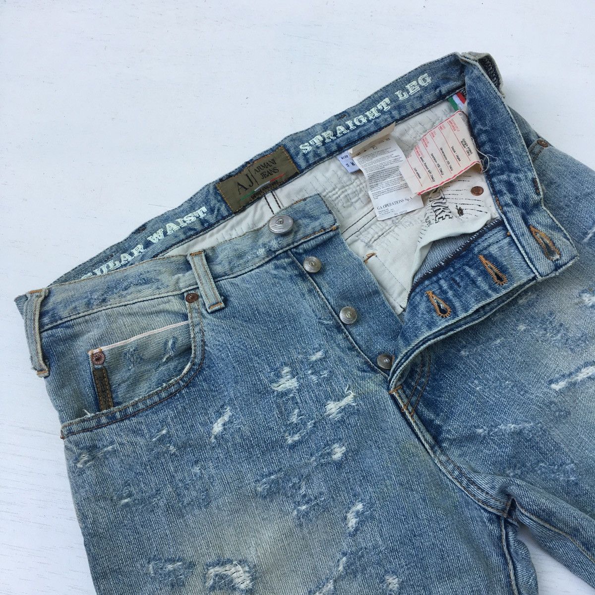 Armani GIORGIO ARMANI LIMITED EDITION DISTRESSED JEANS Size US 30 / EU 46 - 5 Thumbnail