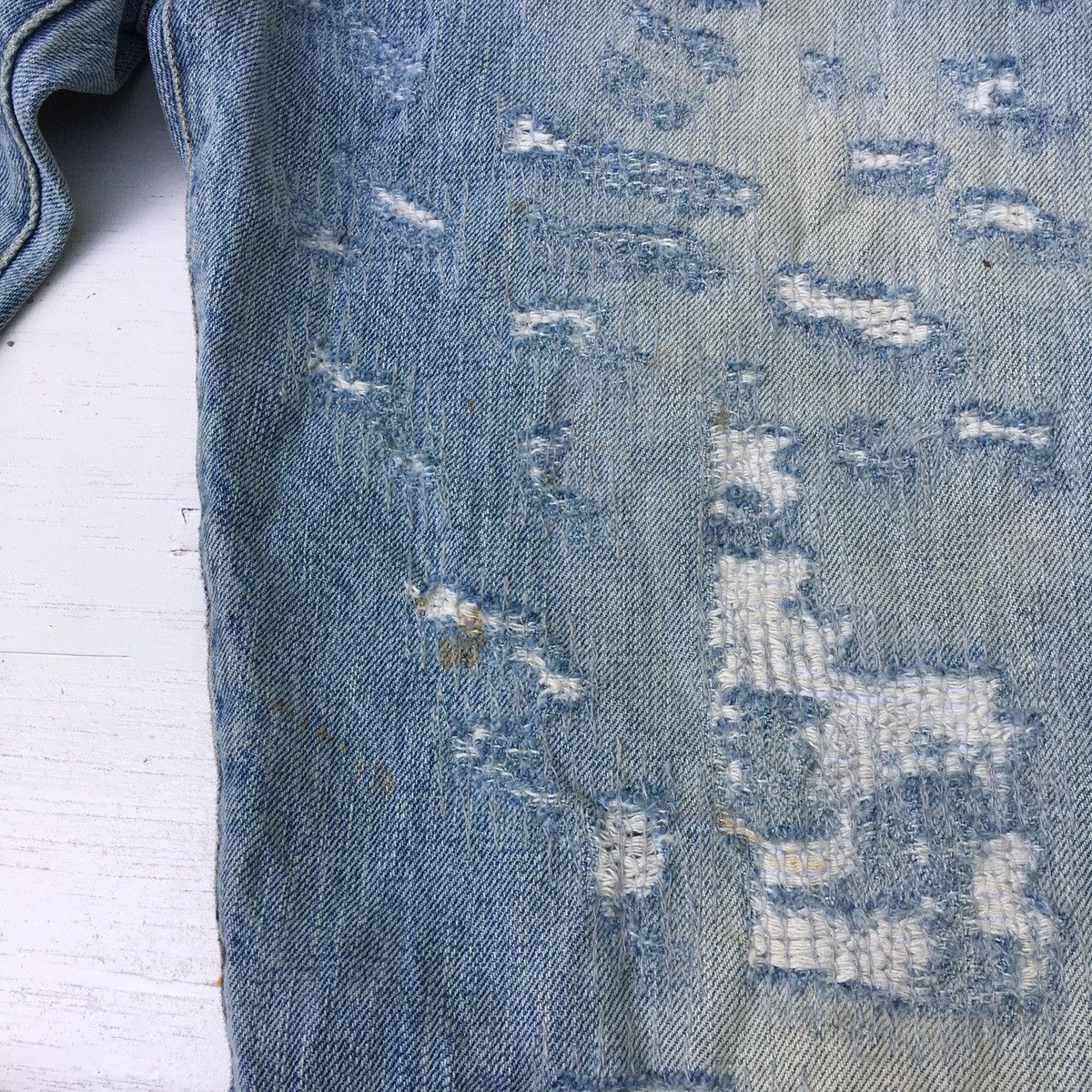 Armani GIORGIO ARMANI LIMITED EDITION DISTRESSED JEANS Size US 30 / EU 46 - 16 Thumbnail