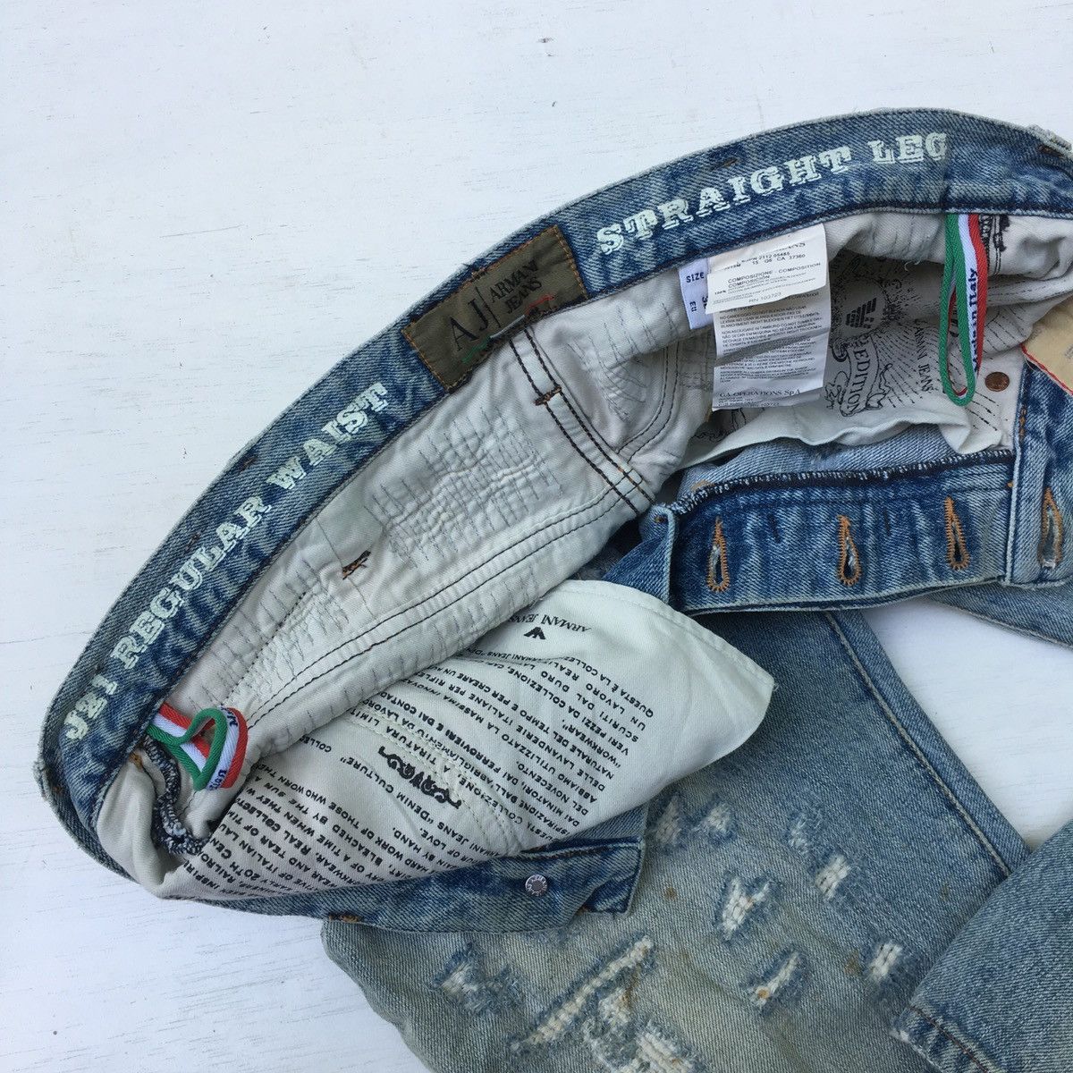 Armani GIORGIO ARMANI LIMITED EDITION DISTRESSED JEANS Size US 30 / EU 46 - 7 Thumbnail