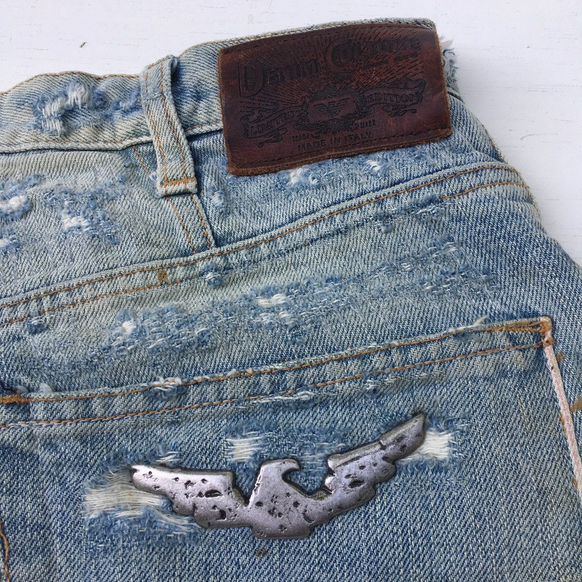 Armani GIORGIO ARMANI LIMITED EDITION DISTRESSED JEANS Size US 30 / EU 46 - 22 Thumbnail