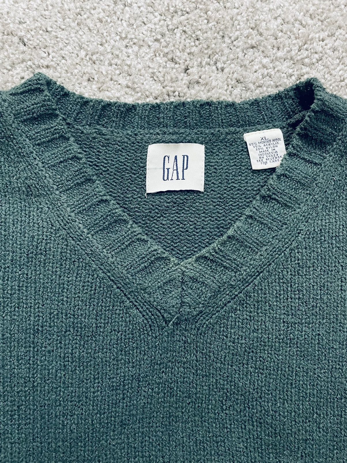 Gap × Other × Vintage Vintage 90s Gap V Neck Pull Over Sweater Size aXL Size US XL / EU 56 / 4 - 4 Thumbnail