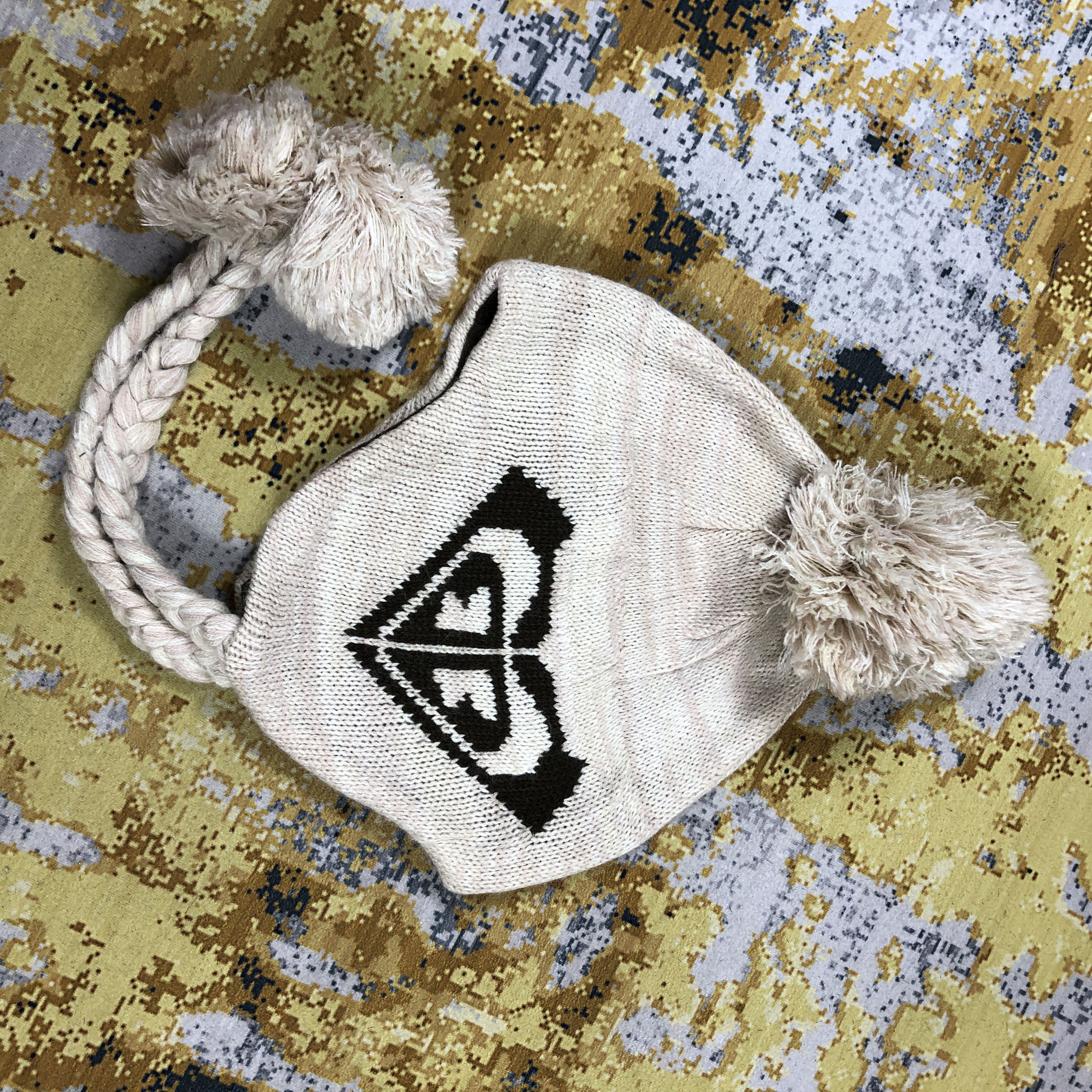 Vintage Vintage Roxy Ear Flat Hat Beanie B2048 Size ONE SIZE - 3 Thumbnail