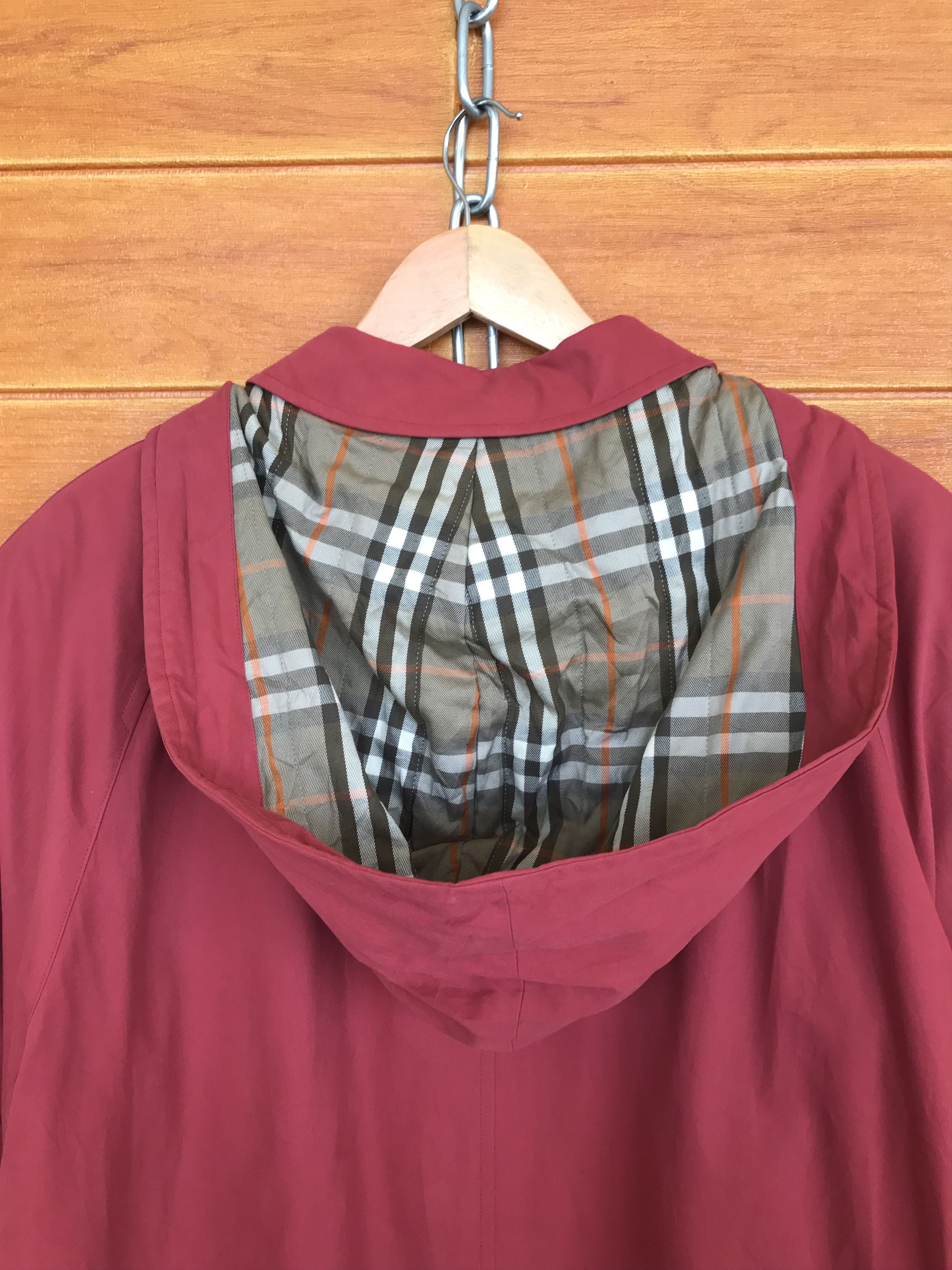 Burberry × Vintage Burberrys Red Long Jacket Size US L / EU 52-54 / 3 - 6 Thumbnail