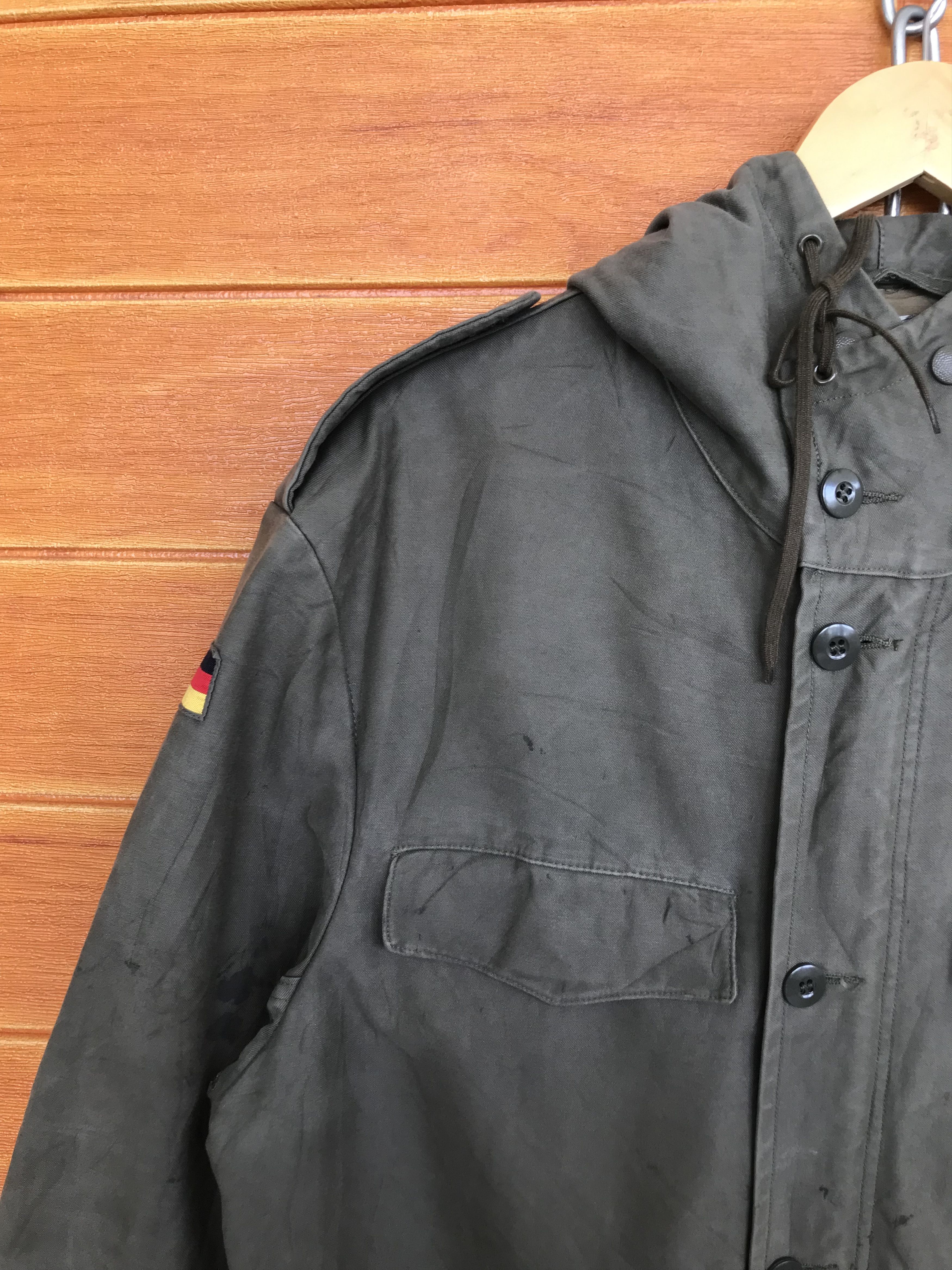 Vintage Vintage 1982 Feuchter Ringelai Germany Army Hooded Jacket Size US L / EU 52-54 / 3 - 2 Thumbnail
