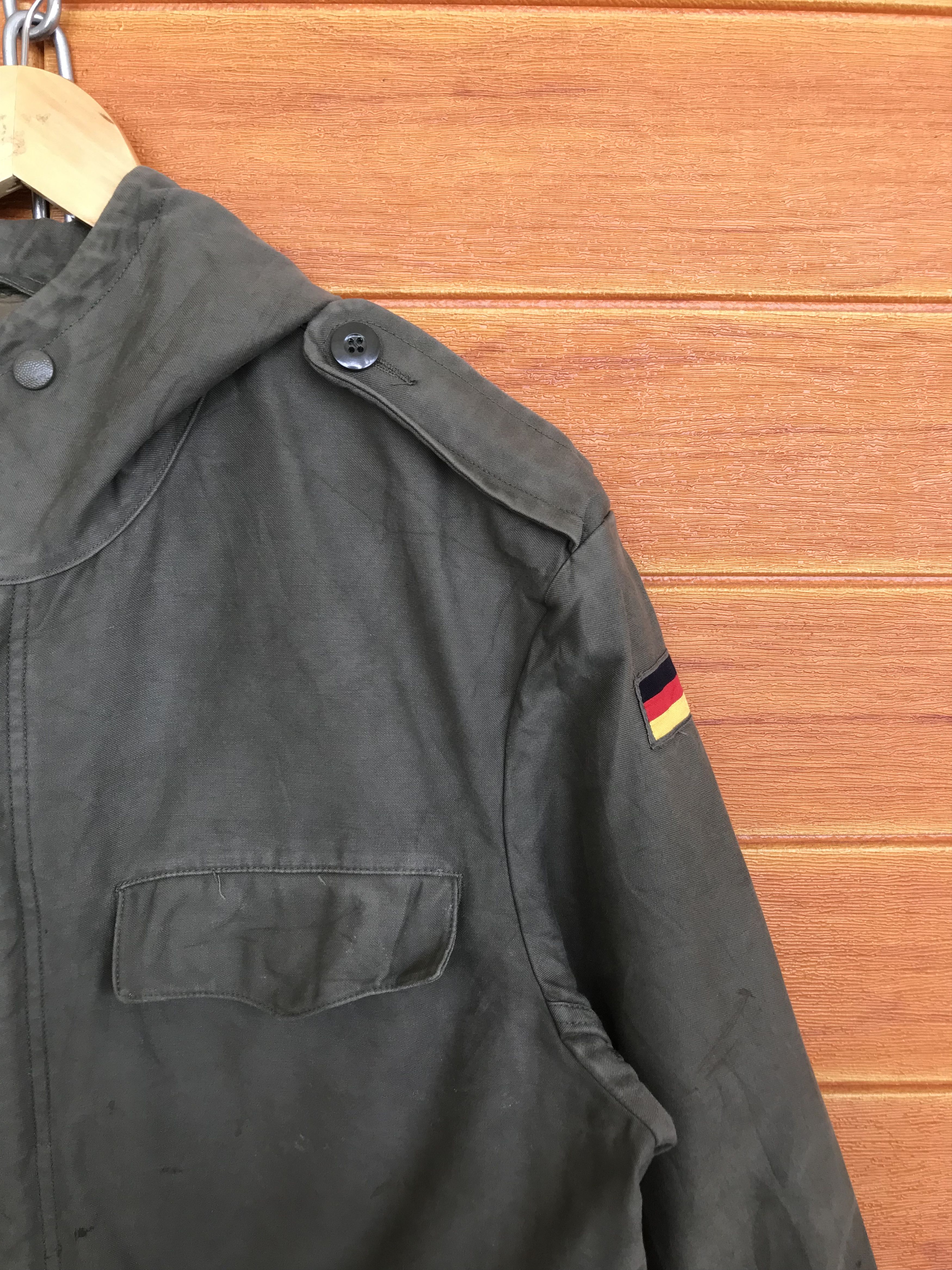 Vintage Vintage 1982 Feuchter Ringelai Germany Army Hooded Jacket Size US L / EU 52-54 / 3 - 3 Thumbnail