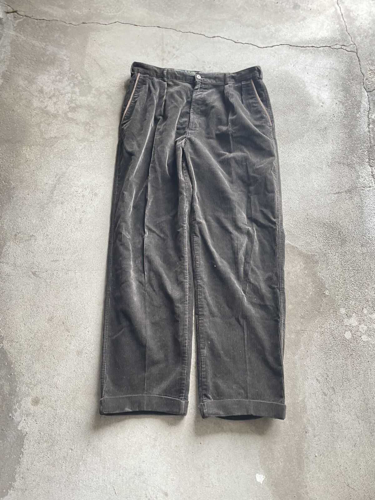 Vintage made in USA polo country pleated trousers (35x33)