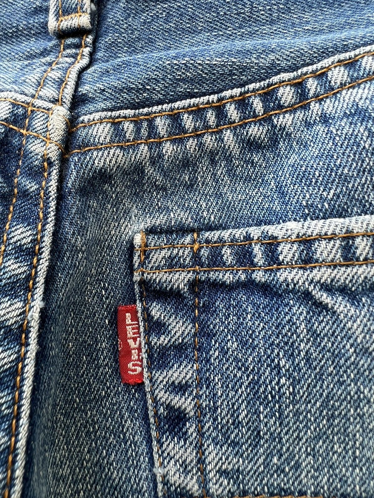 Levi's Vintage 90s Levi’s 501 Redline E Fade Denim Selvedge Jeans Size US 30 / EU 46 - 13 Thumbnail