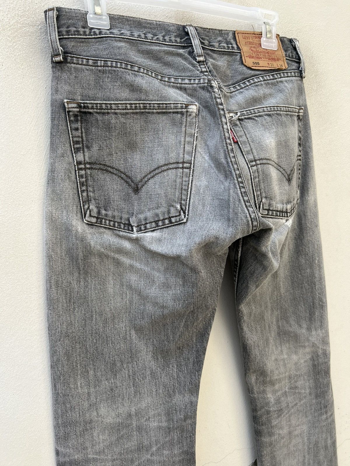 Levi's Trashed 2002 Levi’s 505 Faded Black Denim Distress Jeans Size US 31 - 18 Thumbnail