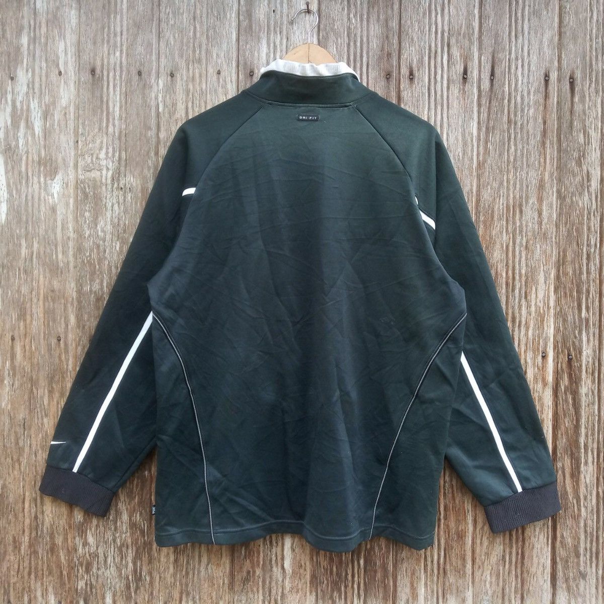 Nike Vintage Nike Sweater Embroidery Logo Nike Swoosh Size US L / EU 52-54 / 3 - 2 Thumbnail