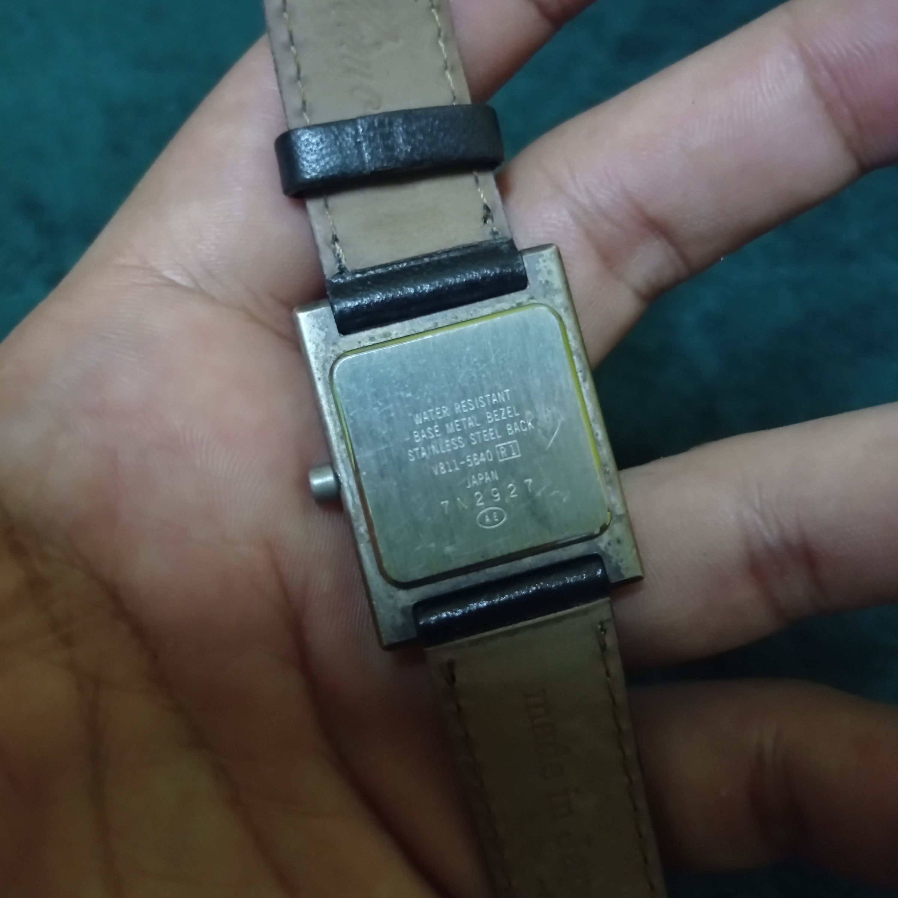 Japanese Brand SPECIAL OFFER 💥 Retro Watch (CONRAN) 7N2927 (V811-5640) Size ONE SIZE - 5 Thumbnail
