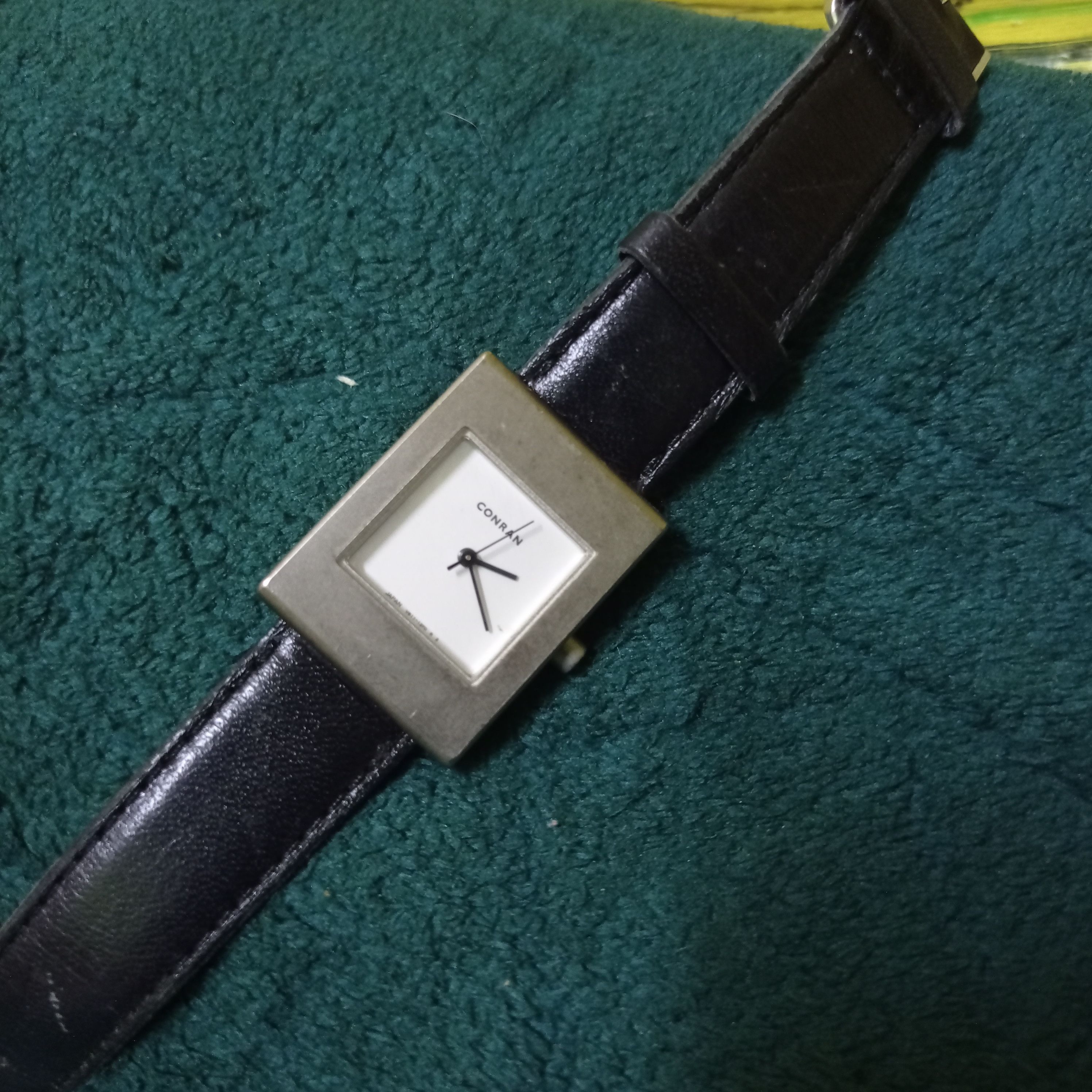 Japanese Brand SPECIAL OFFER 💥 Retro Watch (CONRAN) 7N2927 (V811-5640) Size ONE SIZE - 2 Thumbnail