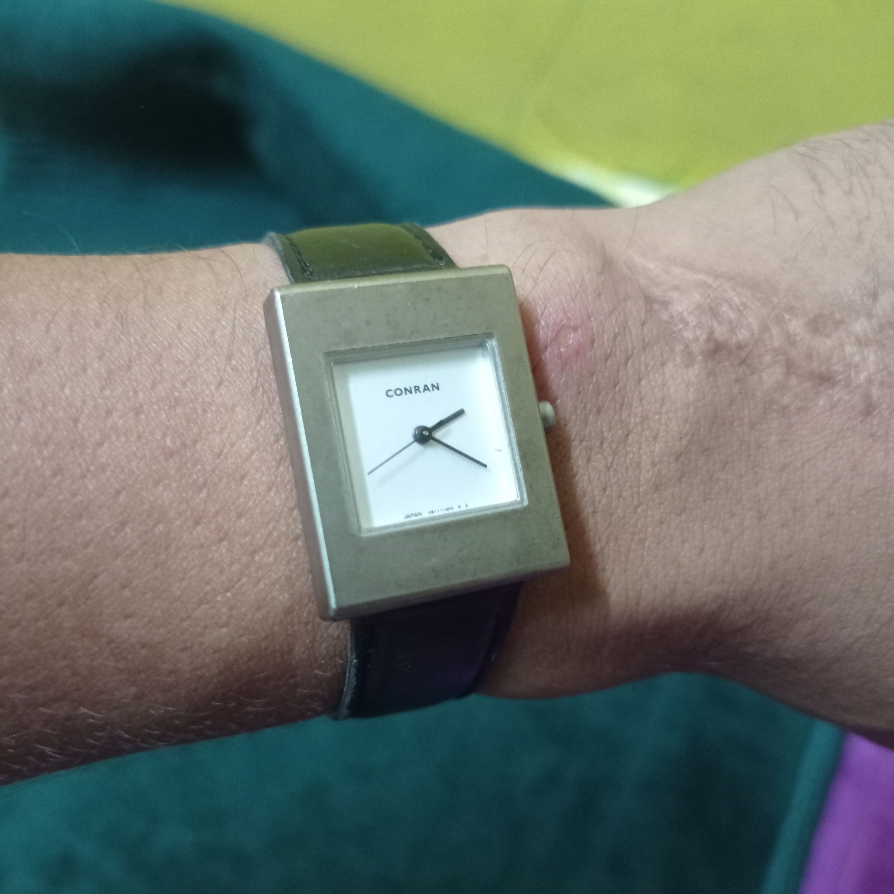 Japanese Brand SPECIAL OFFER 💥 Retro Watch (CONRAN) 7N2927 (V811-5640) Size ONE SIZE - 4 Thumbnail