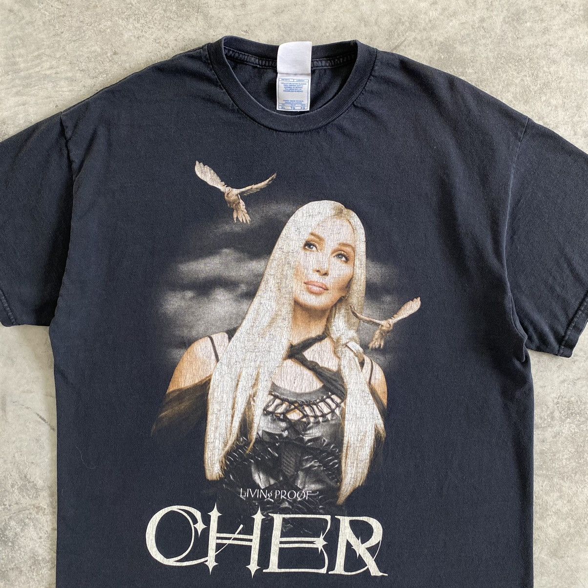 Band Tees Vintage Cher Pop Disco Dance Promo Tour T-shirt Size US XL / EU 56 / 4 - 2 Thumbnail