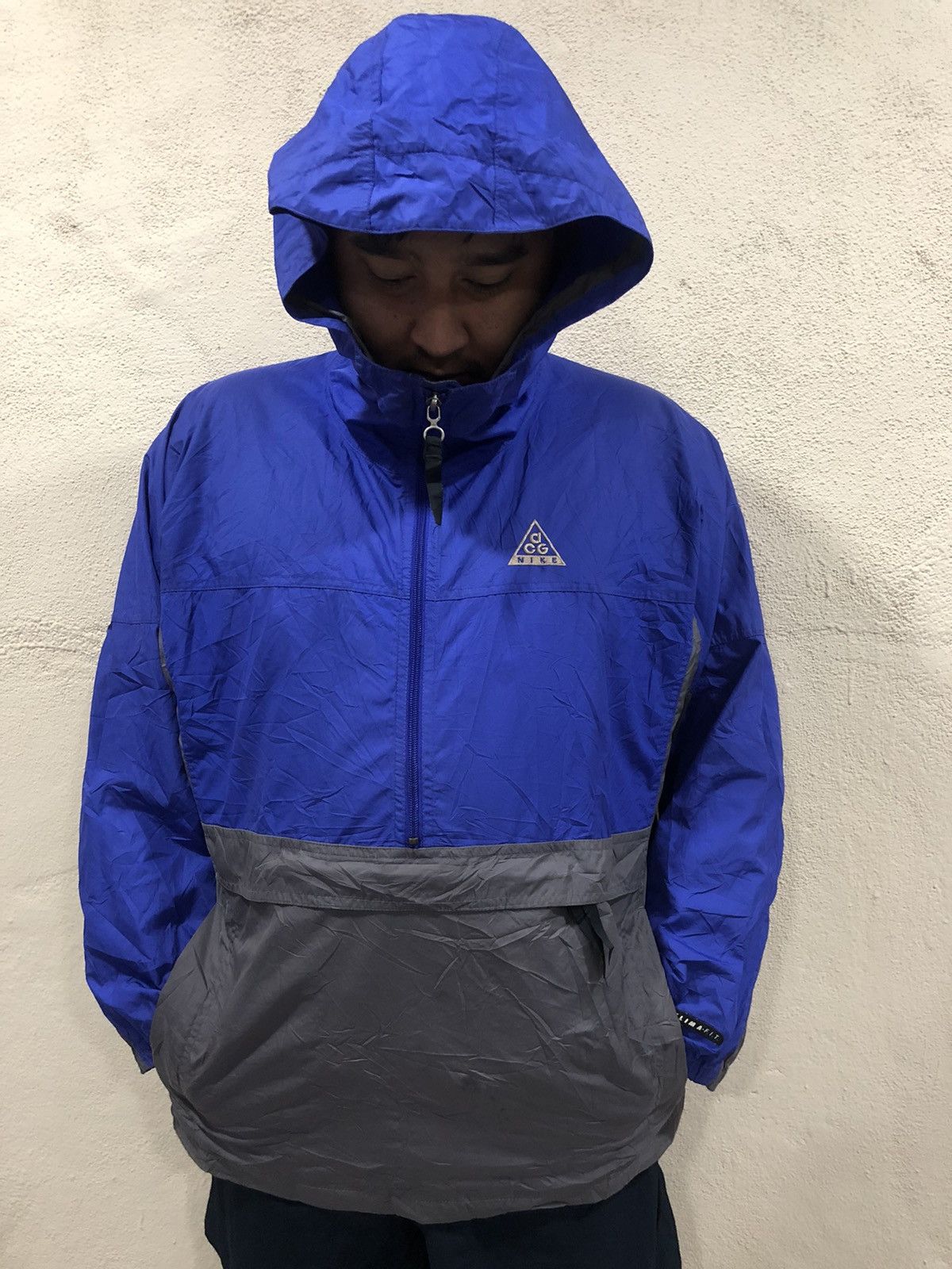 Nike acg windbreaker hotsell