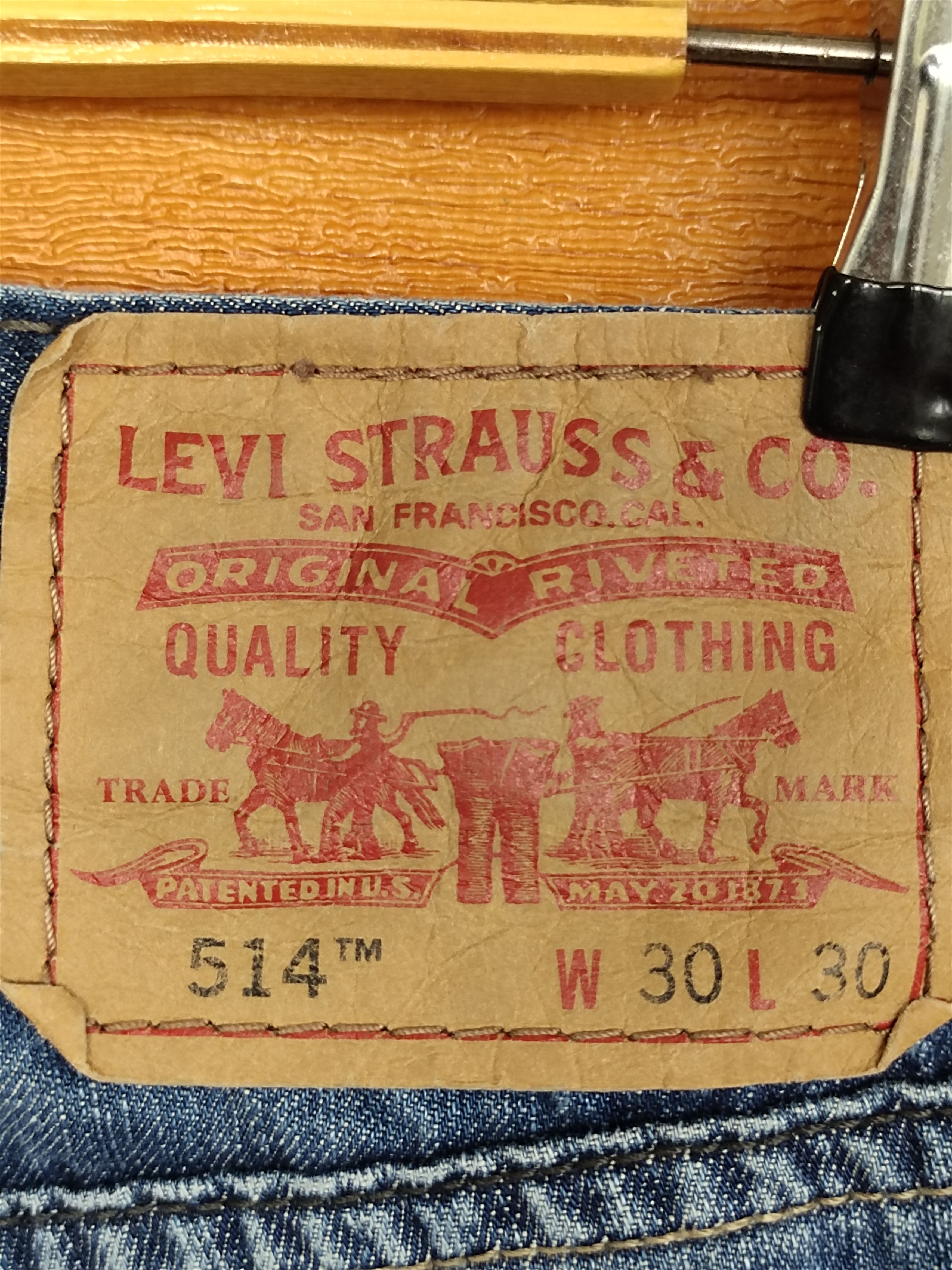 Levi's Vintage Clothing Vintage Levi's 514 Slim Straight Sandwash Denim Jeans Size US 30 / EU 46 - 10 Thumbnail