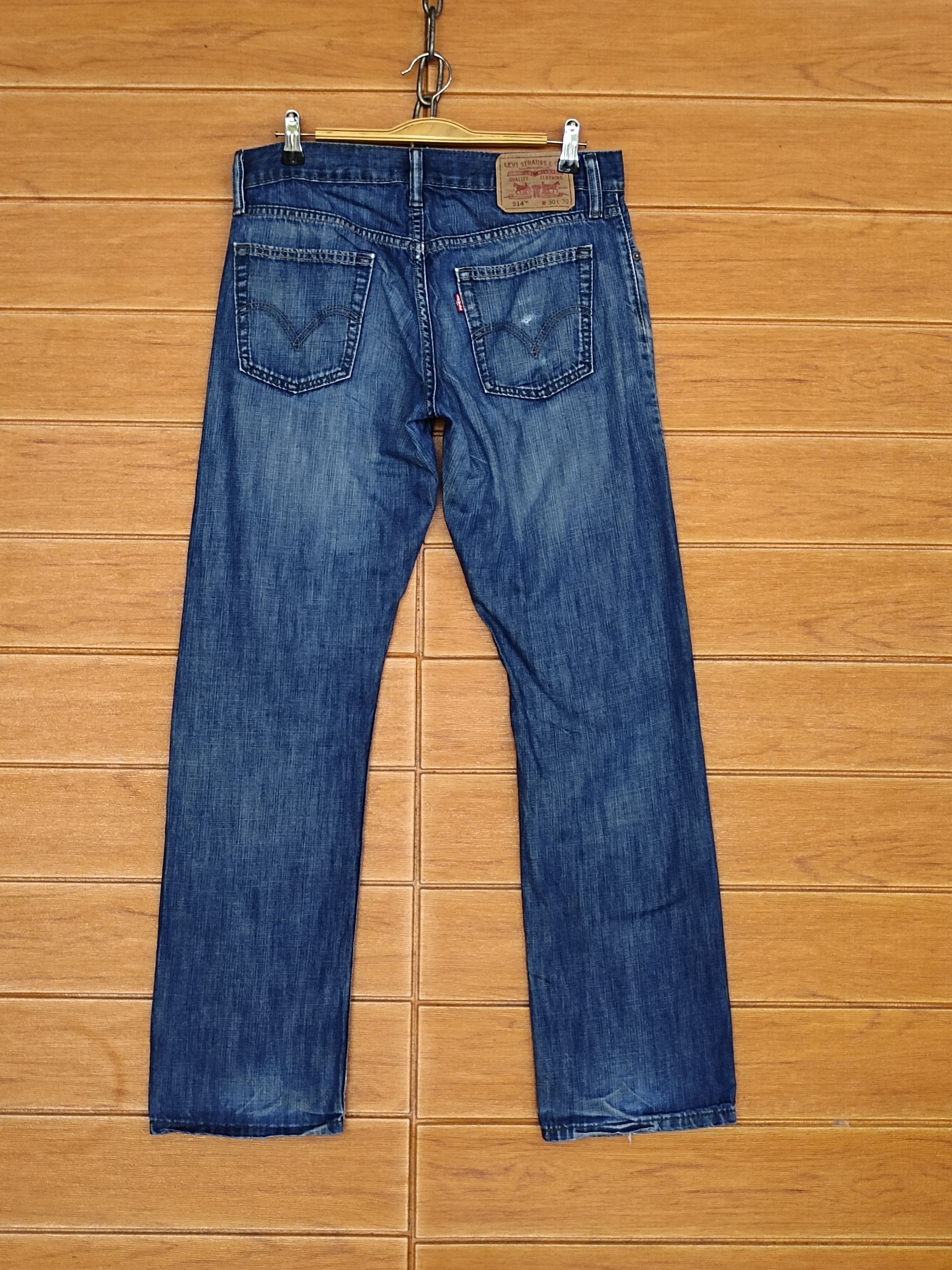 Levi's Vintage Clothing Vintage Levi's 514 Slim Straight Sandwash Denim Jeans Size US 30 / EU 46 - 7 Thumbnail
