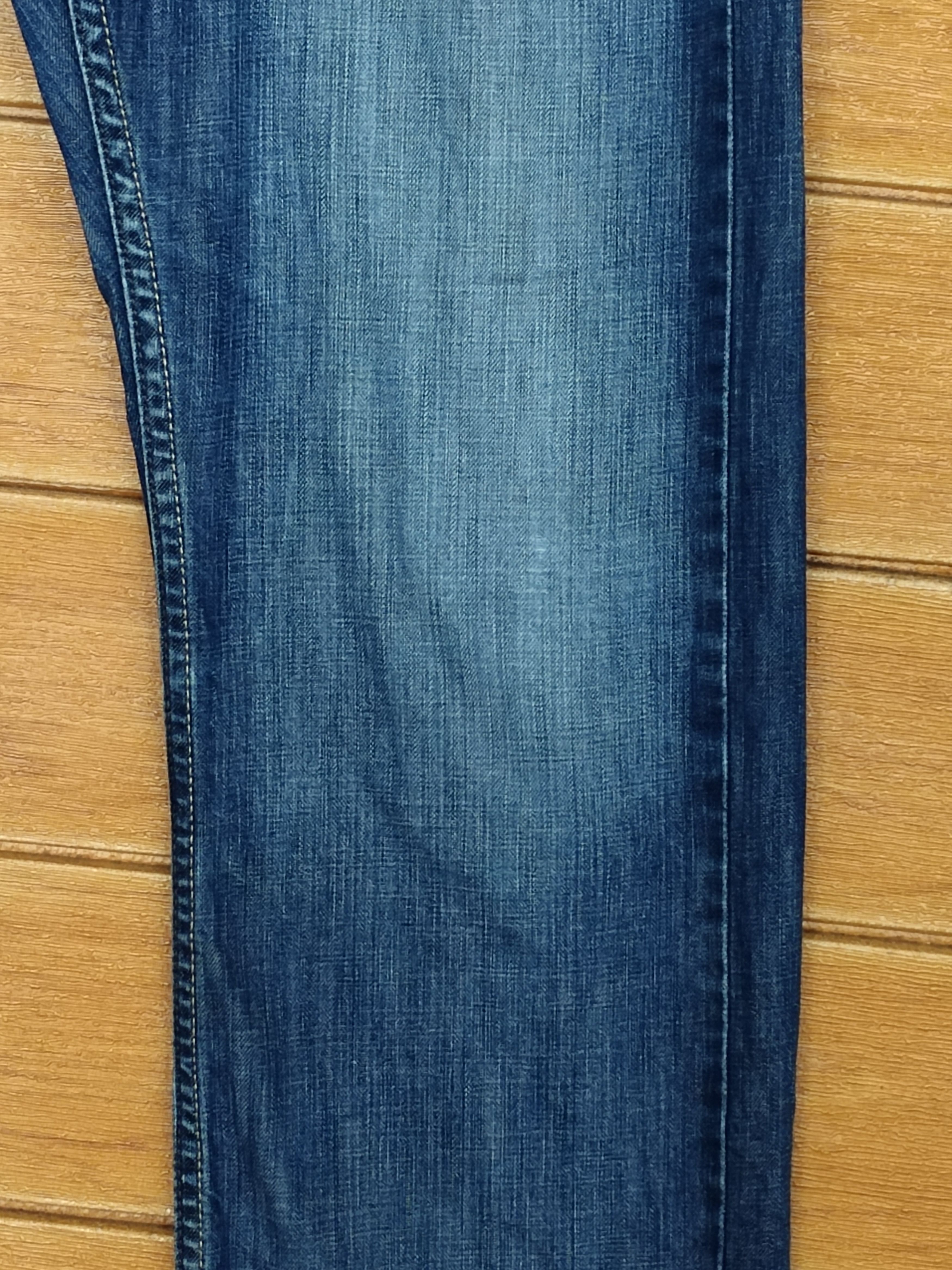 Levi's Vintage Clothing Vintage Levi's 514 Slim Straight Sandwash Denim Jeans Size US 30 / EU 46 - 3 Thumbnail