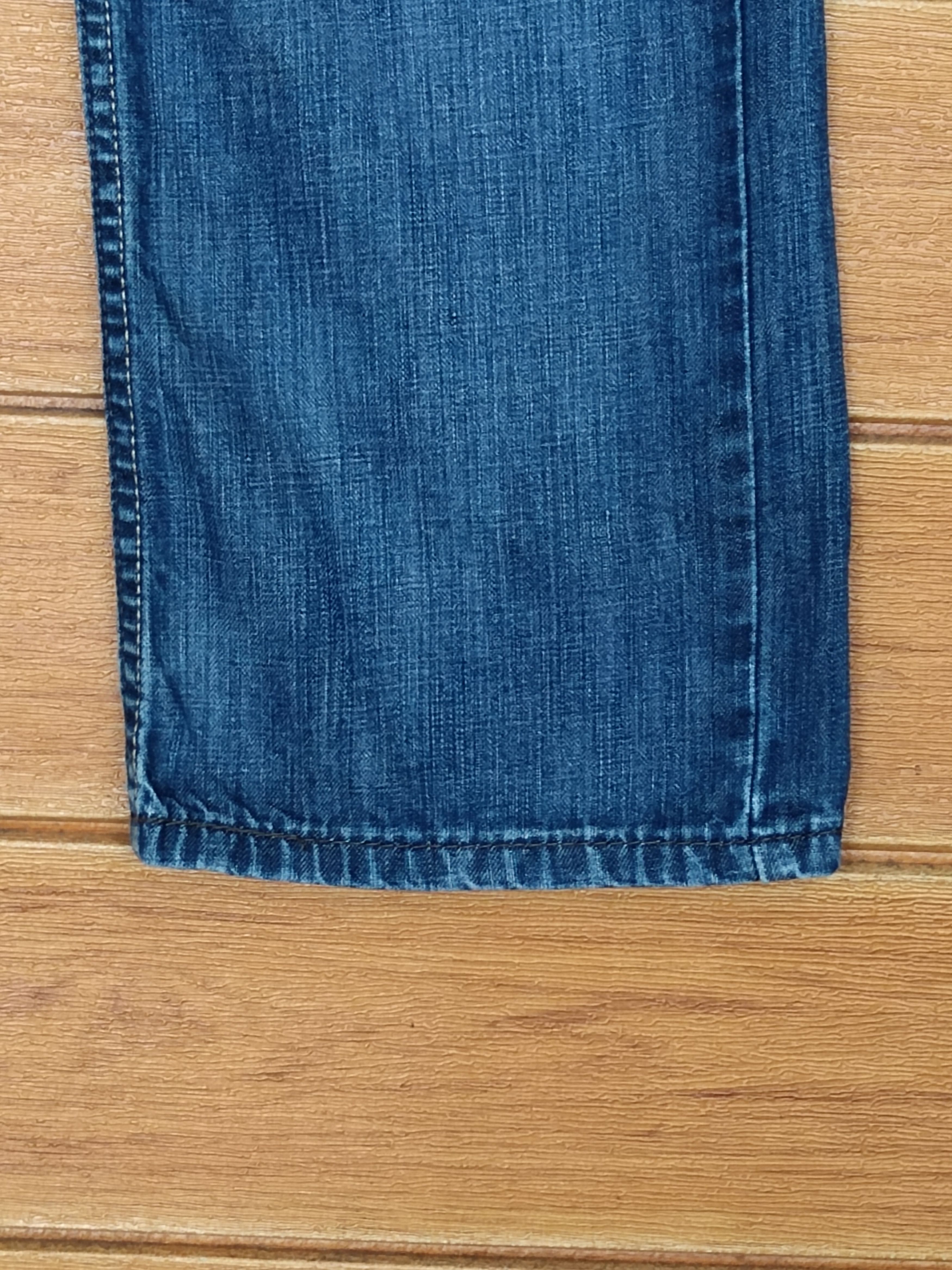 Levi's Vintage Clothing Vintage Levi's 514 Slim Straight Sandwash Denim Jeans Size US 30 / EU 46 - 5 Thumbnail