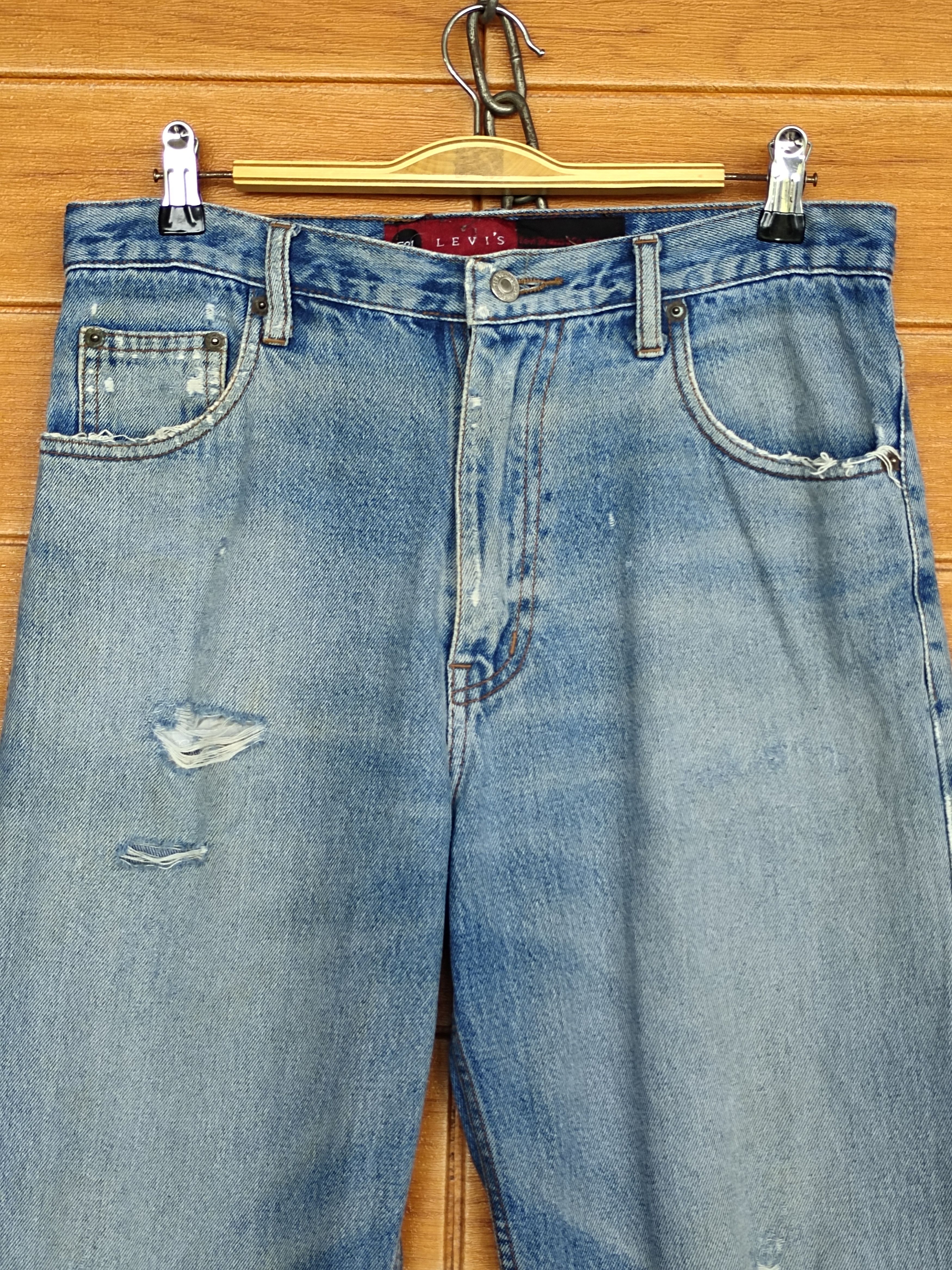 Levi's Vintage Levi's 501 Distressed Denim Jeans Kurt Cobain Size US 32 / EU 48 - 2 Thumbnail