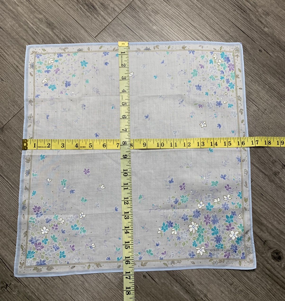 Emanuel Ungaro Emanuel Ungaro Handkerchief/Neckerchief/Bandana Size ONE SIZE - 6 Thumbnail