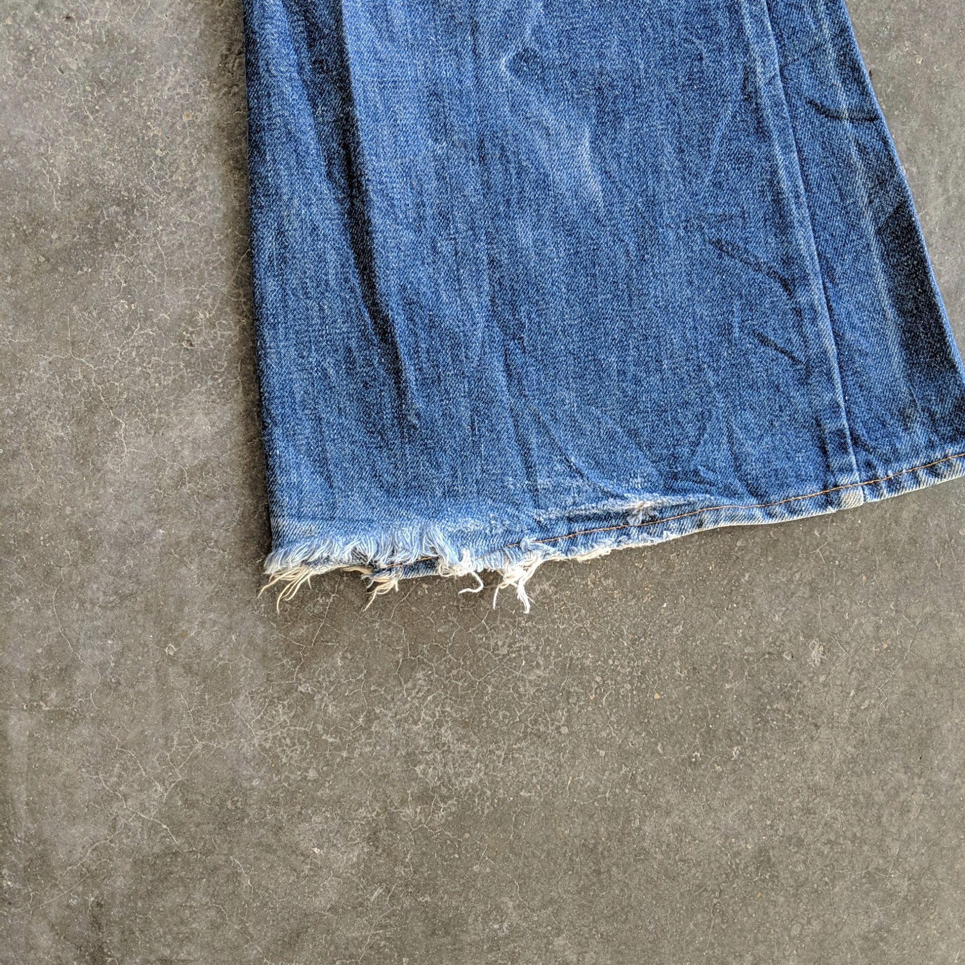 Levi's Vintage Levi’s 70s Single Digit Faded FLARE Jeans Denim Pant Size US 32 / EU 48 - 19 Thumbnail