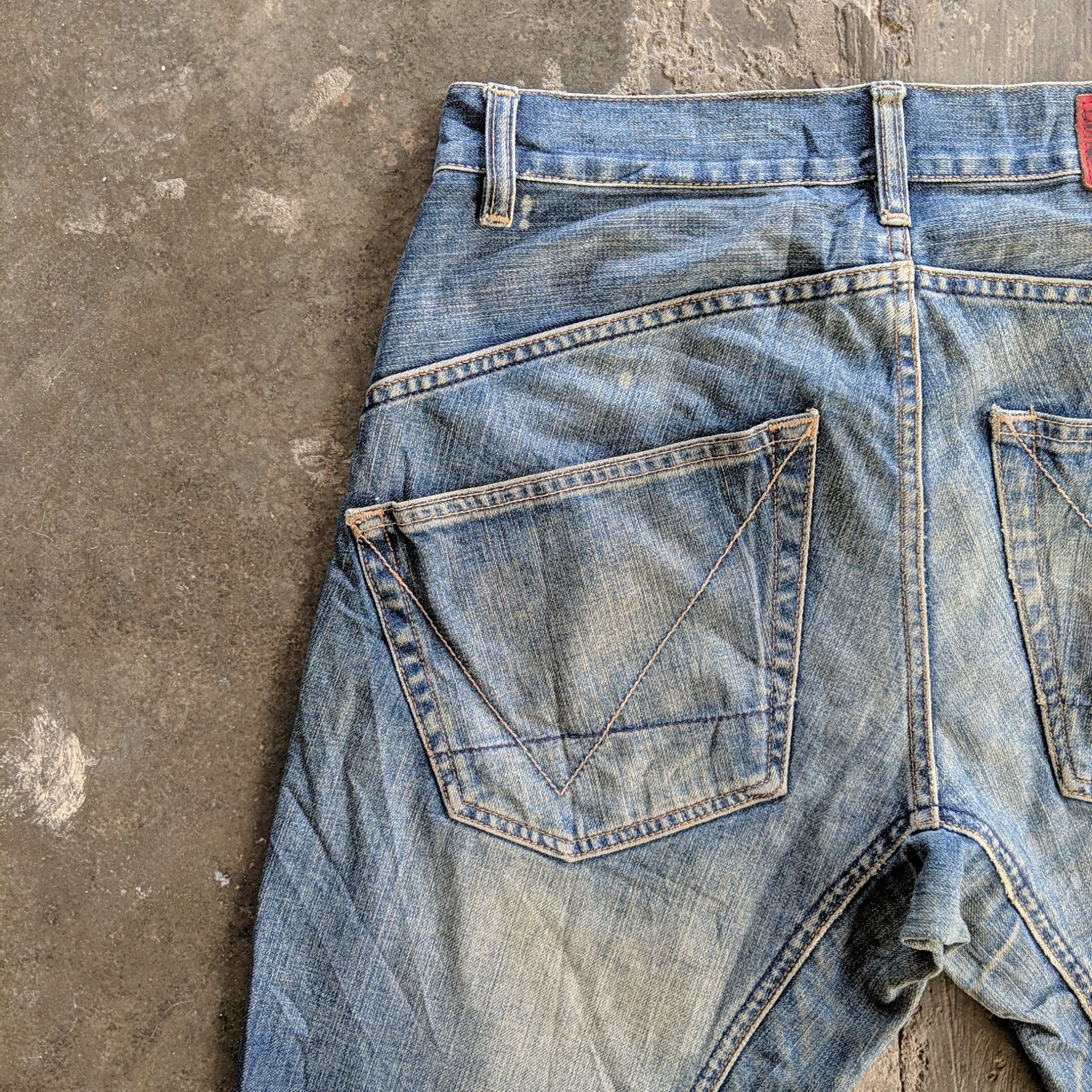 Vintage Vintage Volcom Liberated Rusty Distressed Denim Jeans Pants Size US 32 / EU 48 - 17 Thumbnail