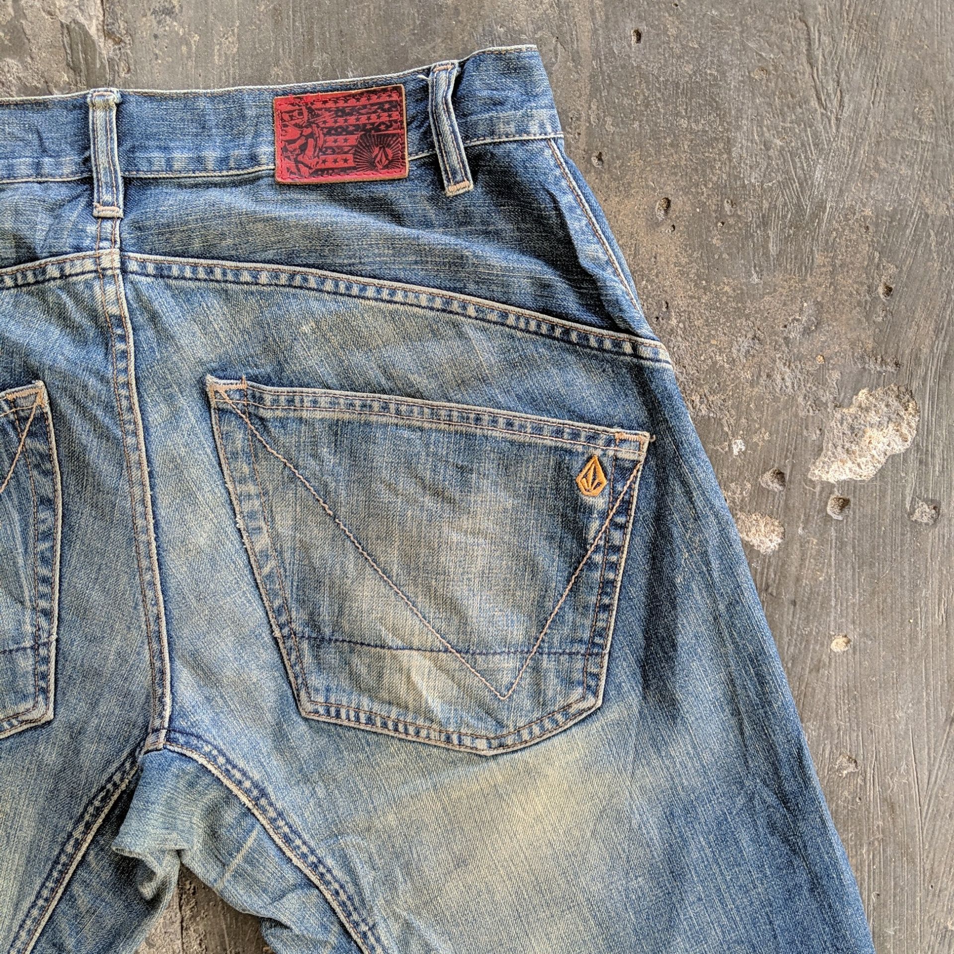 Vintage Vintage Volcom Liberated Rusty Distressed Denim Jeans Pants Size US 32 / EU 48 - 18 Thumbnail