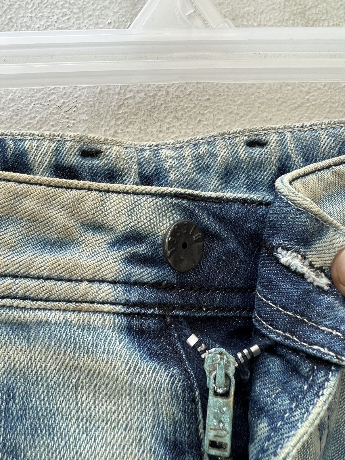 Diesel Trashed Diesel Ripped Denim Faded Jeans Size US 32 / EU 48 - 7 Thumbnail