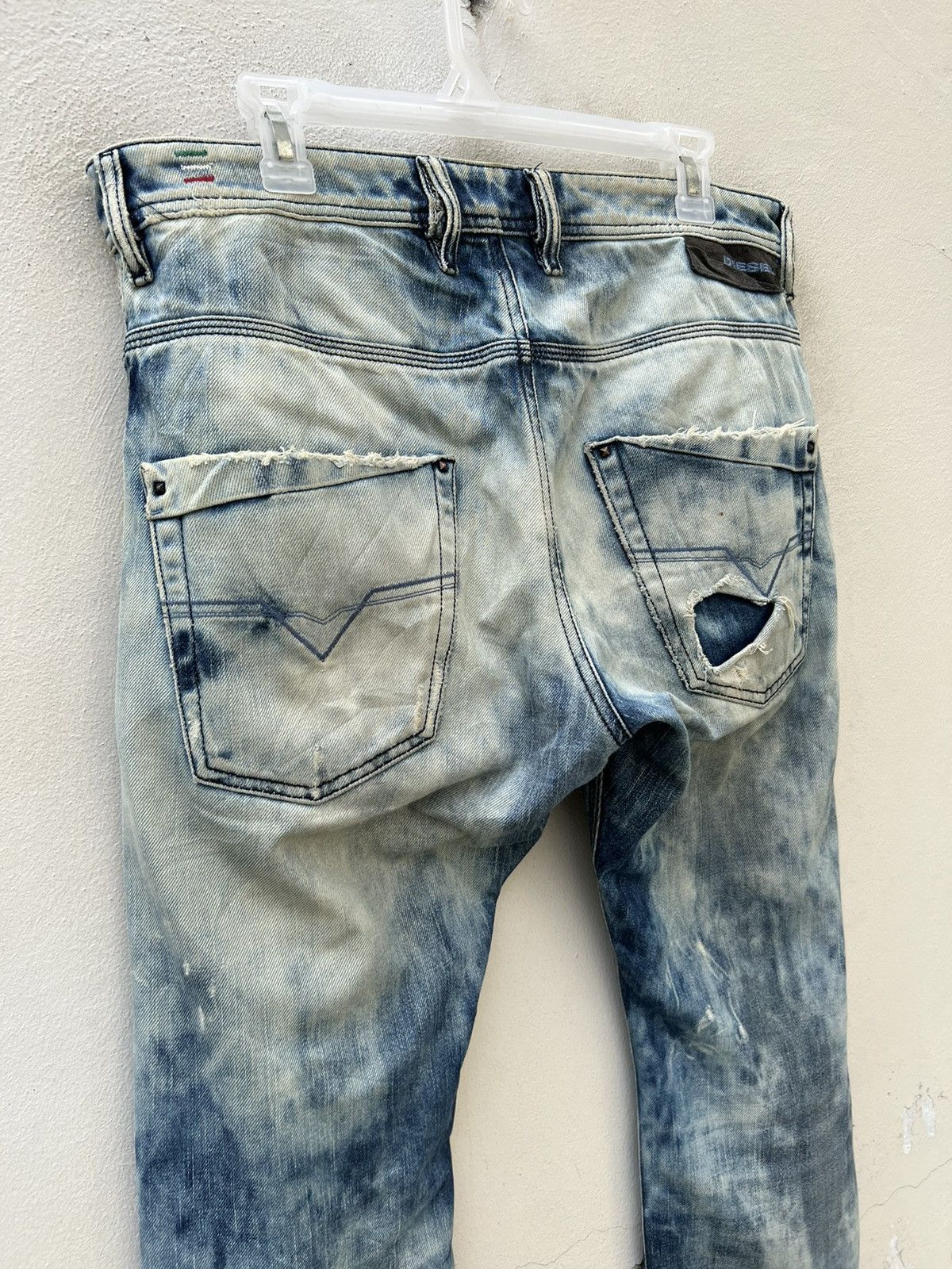 Diesel Trashed Diesel Ripped Denim Faded Jeans Size US 32 / EU 48 - 17 Thumbnail