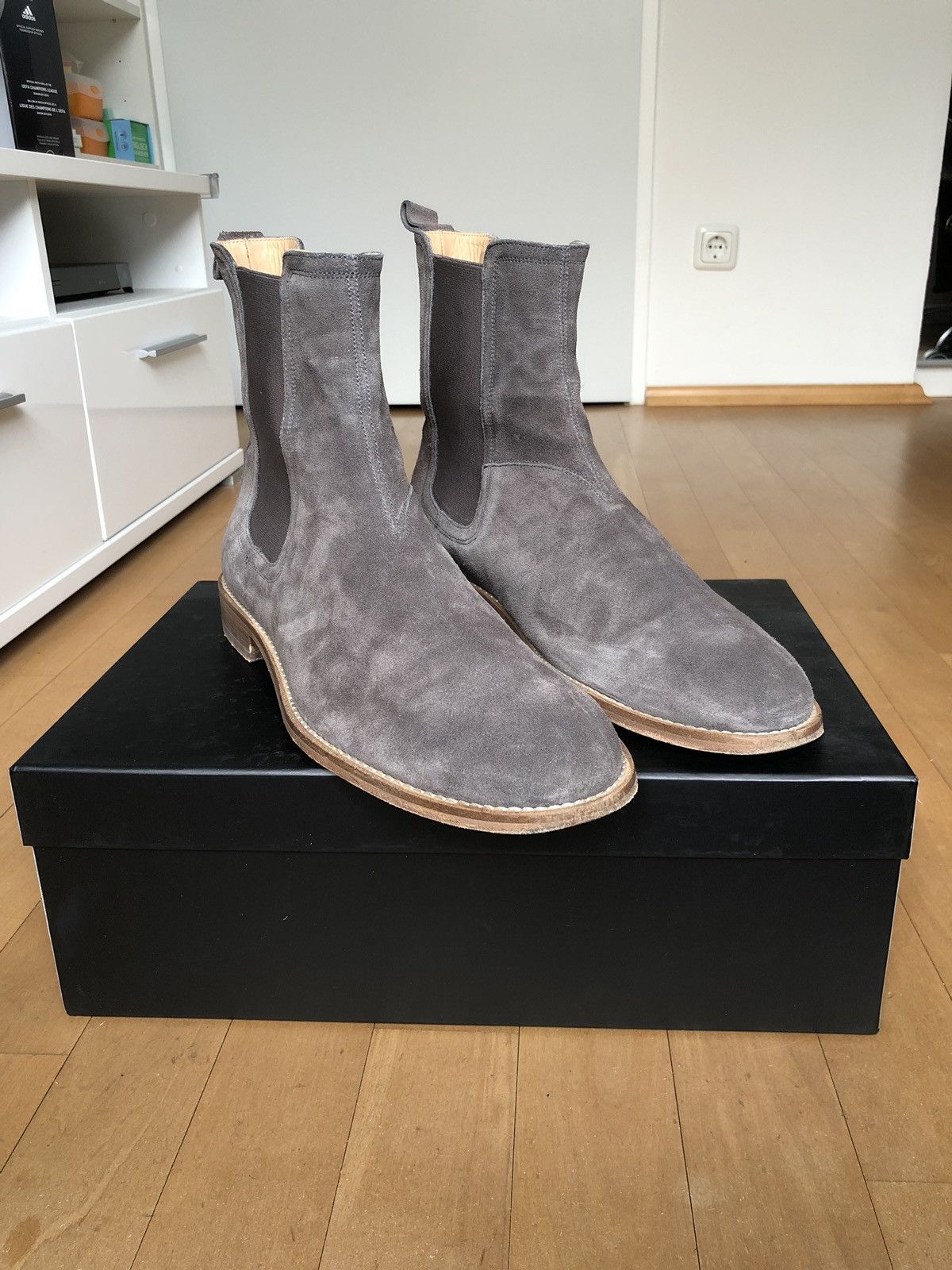 Represent chelsea boots store wolf grey