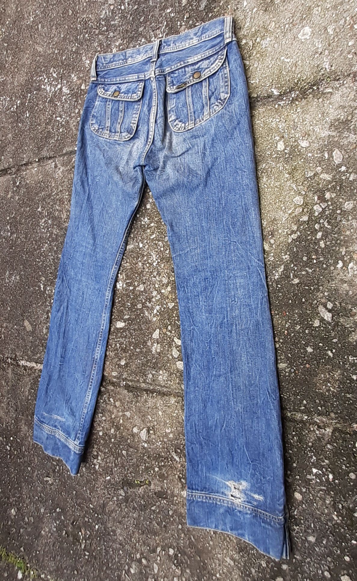 Lee Rare! Hard to Find..Vtg Lee Rider Jpn With Button On The Leg Size US 28 / EU 44 - 7 Thumbnail