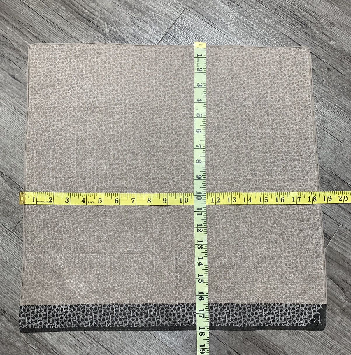 Calvin Klein Calvin Klein CK Handkerchief Neckerchief Size ONE SIZE - 5 Thumbnail