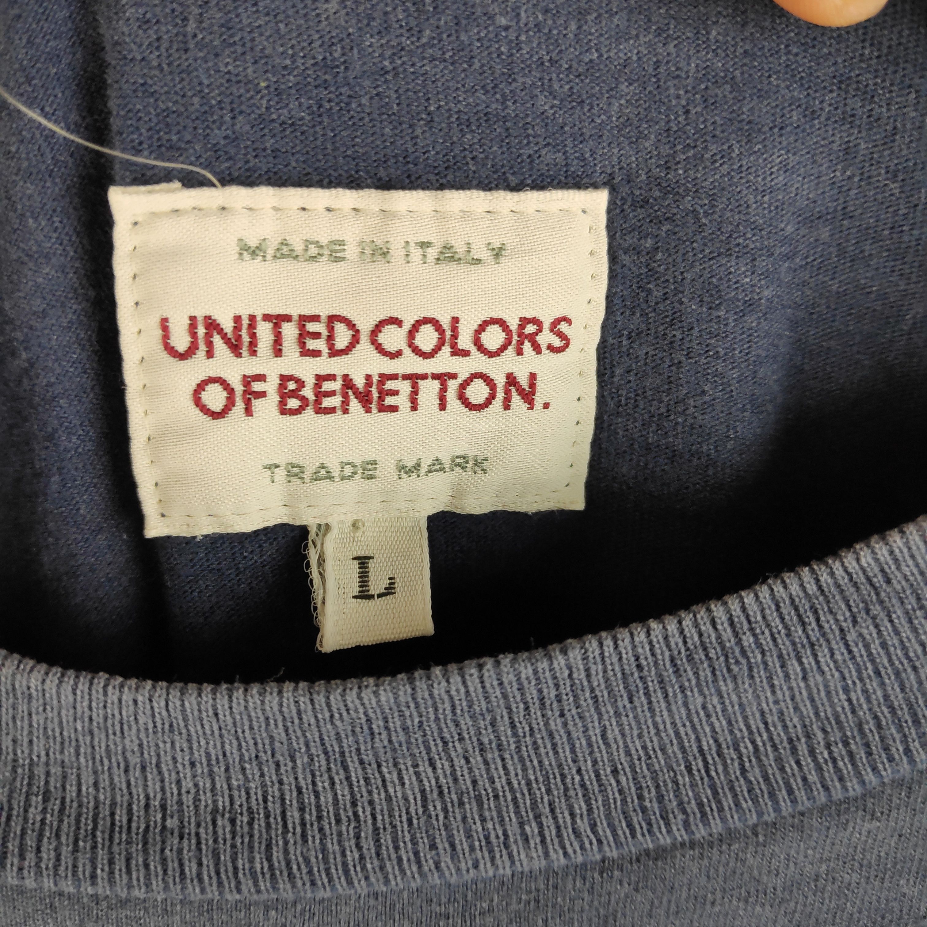 Benetton Vintage 90's BENETTON Spell Out Distressed Tee Size US L / EU 52-54 / 3 - 3 Thumbnail