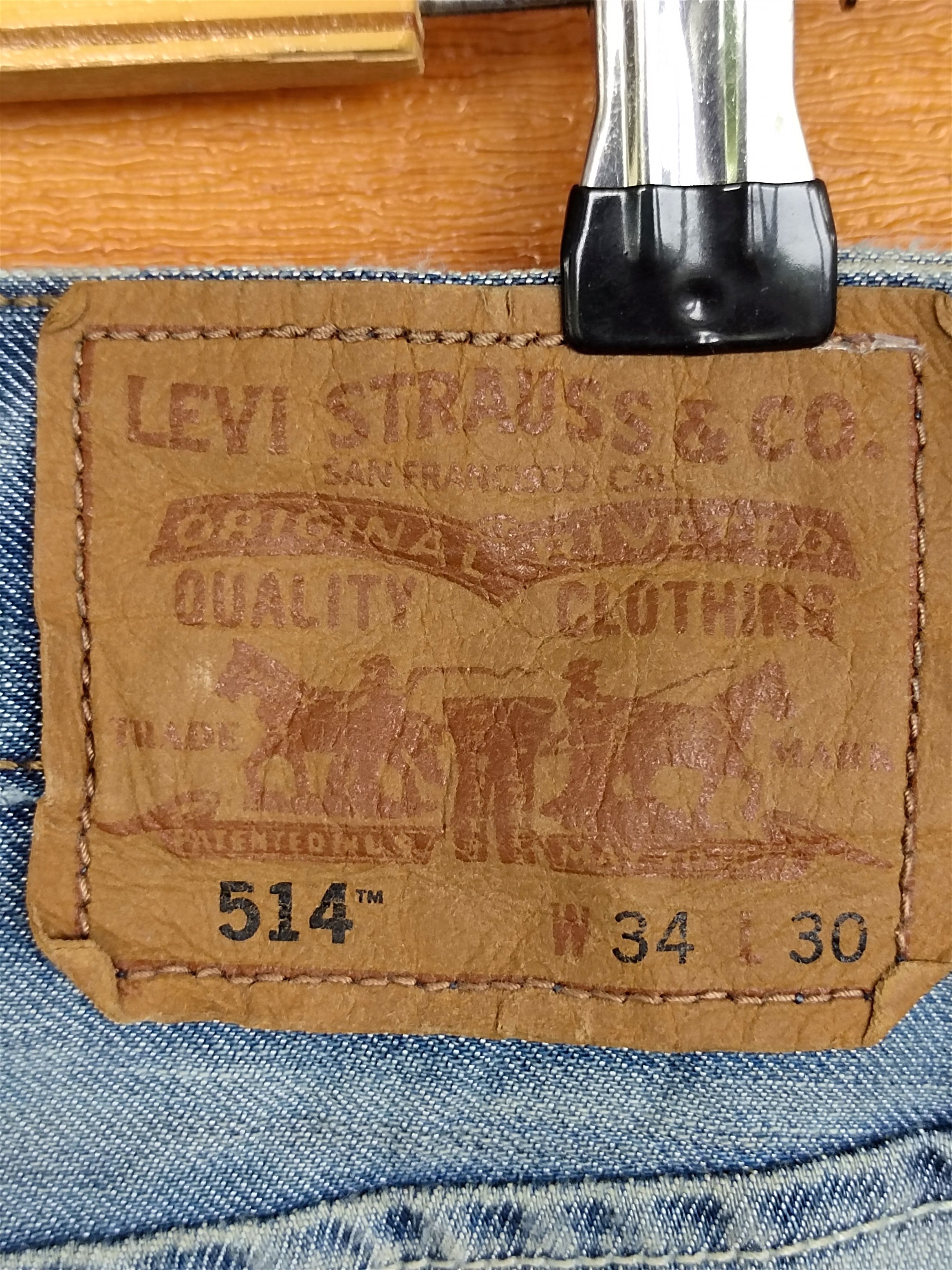 Levi's Vintage Clothing Levi's 514 Distressed Loose Wide Denim Jeans Size US 34 / EU 50 - 12 Thumbnail