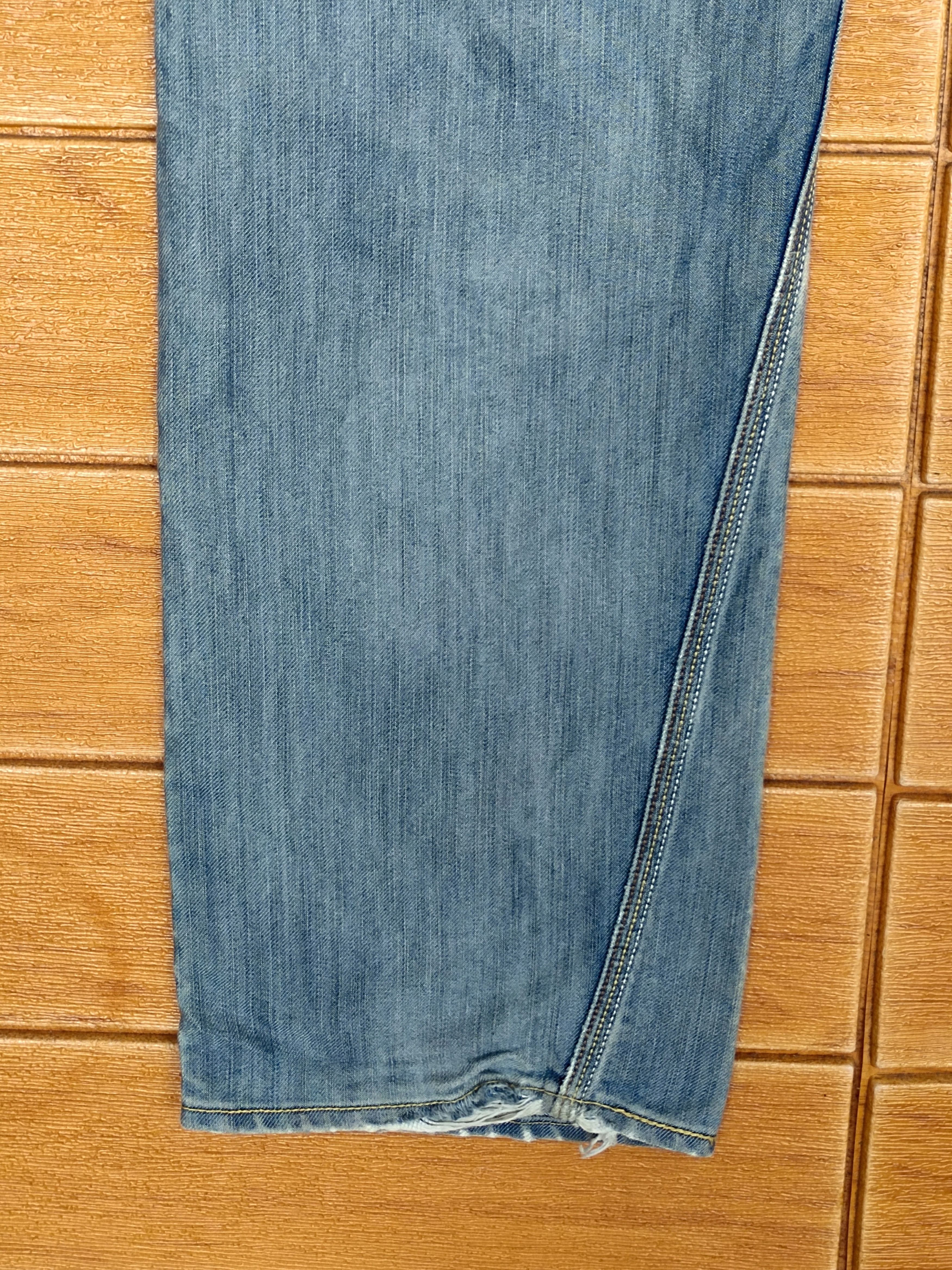 Levi's Vintage Clothing Levi's 514 Distressed Loose Wide Denim Jeans Size US 34 / EU 50 - 11 Thumbnail