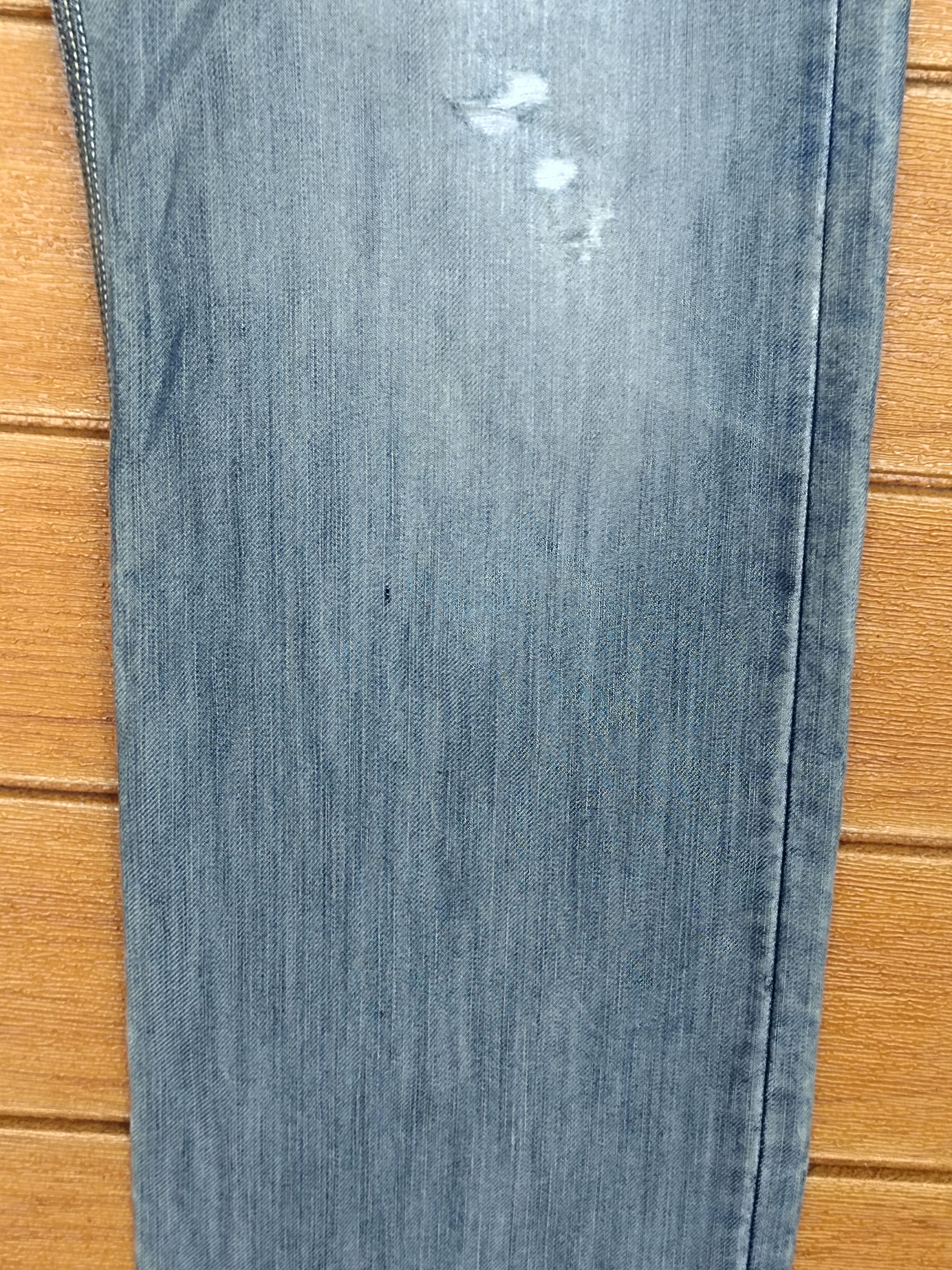 Levi's Vintage Clothing Levi's 514 Distressed Loose Wide Denim Jeans Size US 34 / EU 50 - 3 Thumbnail