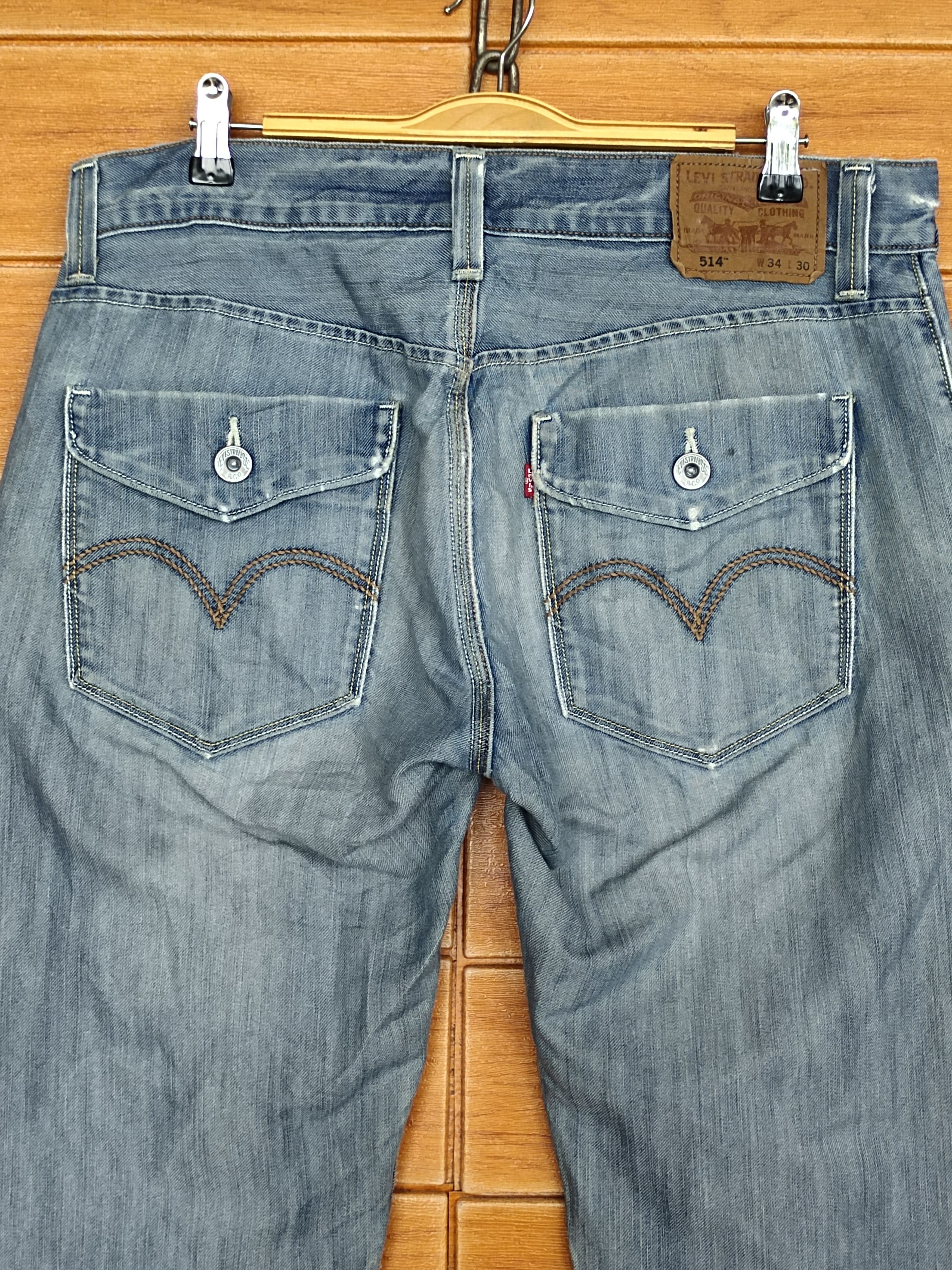 Levi's Vintage Clothing Levi's 514 Distressed Loose Wide Denim Jeans Size US 34 / EU 50 - 8 Thumbnail