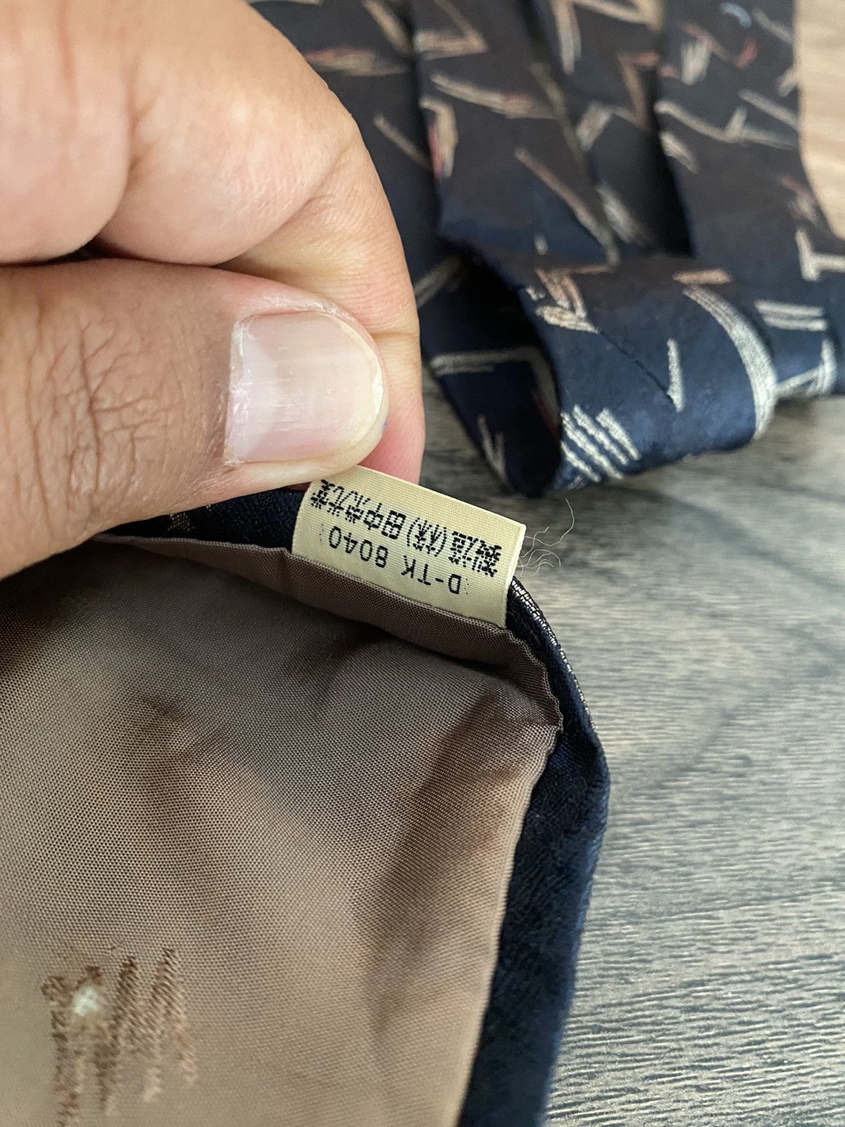 Issey Miyake × Japanese Brand × Vintage VTG ISSEY MIYAKE 100% SILK NECKTIE Size ONE SIZE - 5 Thumbnail