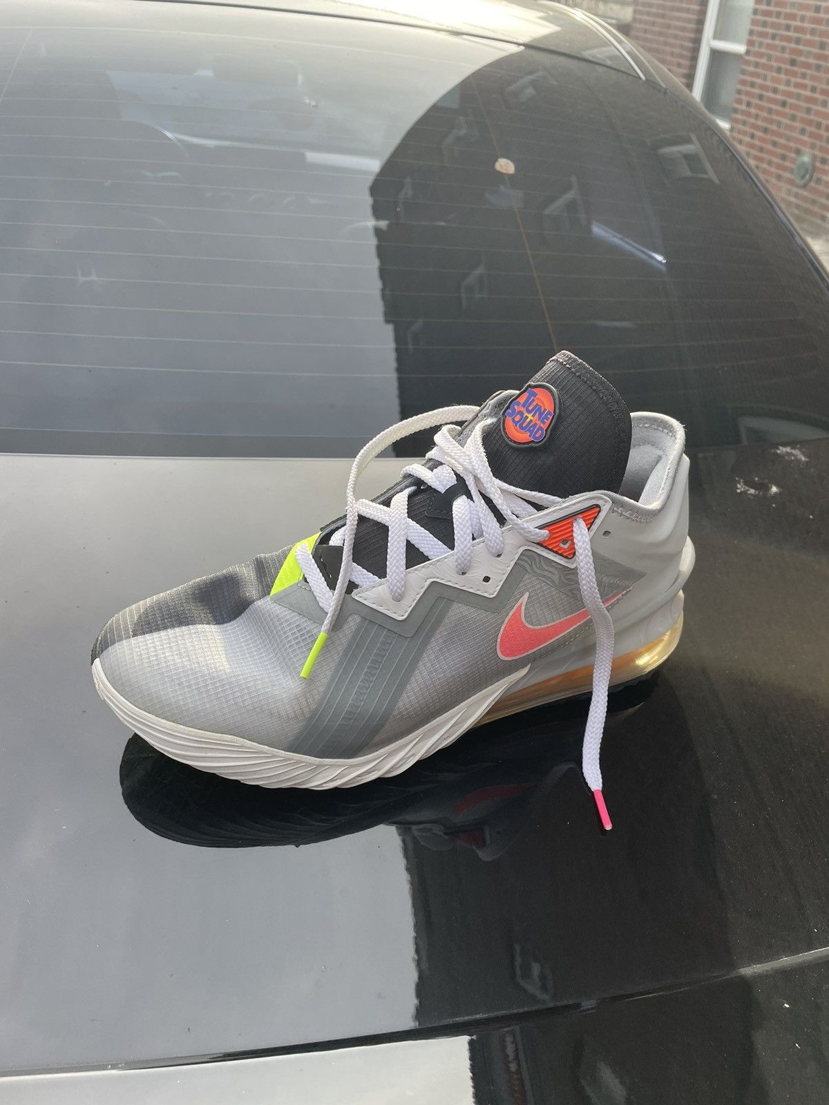 Nike Lebron 18 Low Bugs Marvin Men's