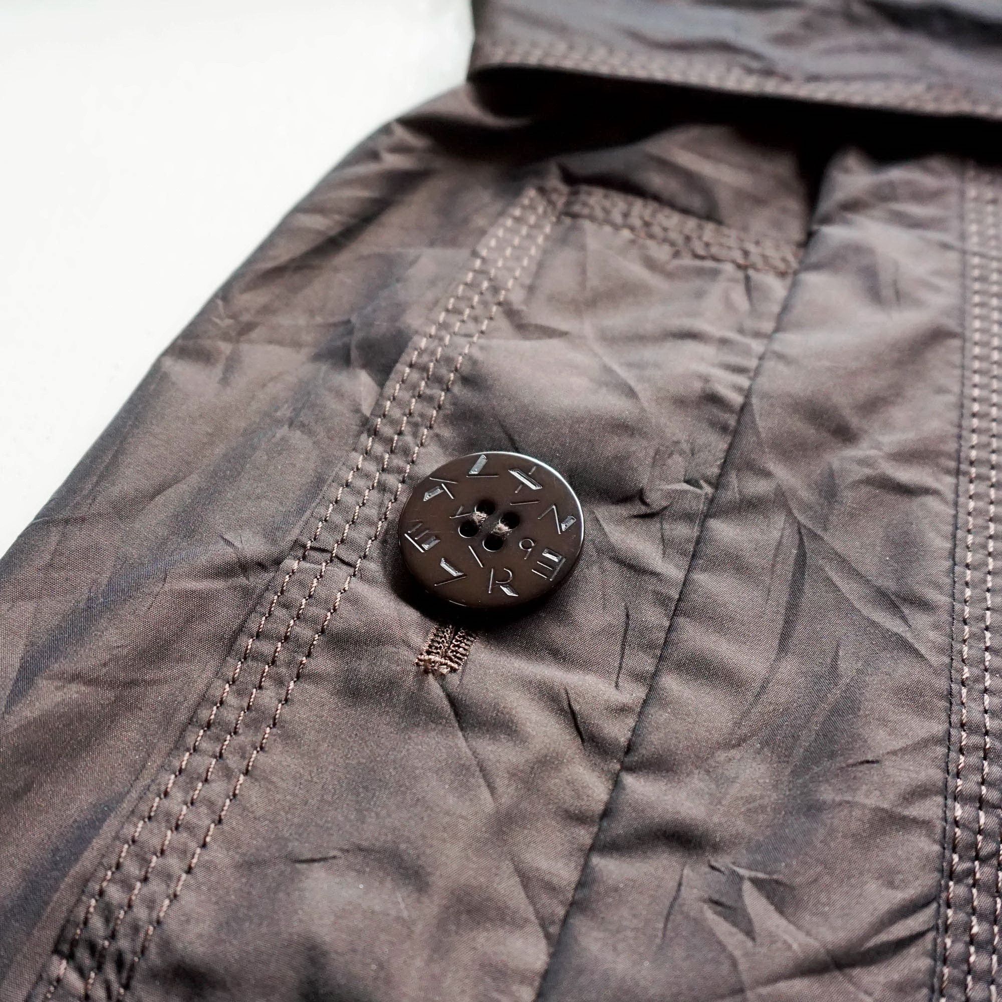 Japanese Brand × Vintage Dark Brown Waist-belt Button-Up Superlight Shining Jacket Size S / US 4 / IT 40 - 6 Thumbnail