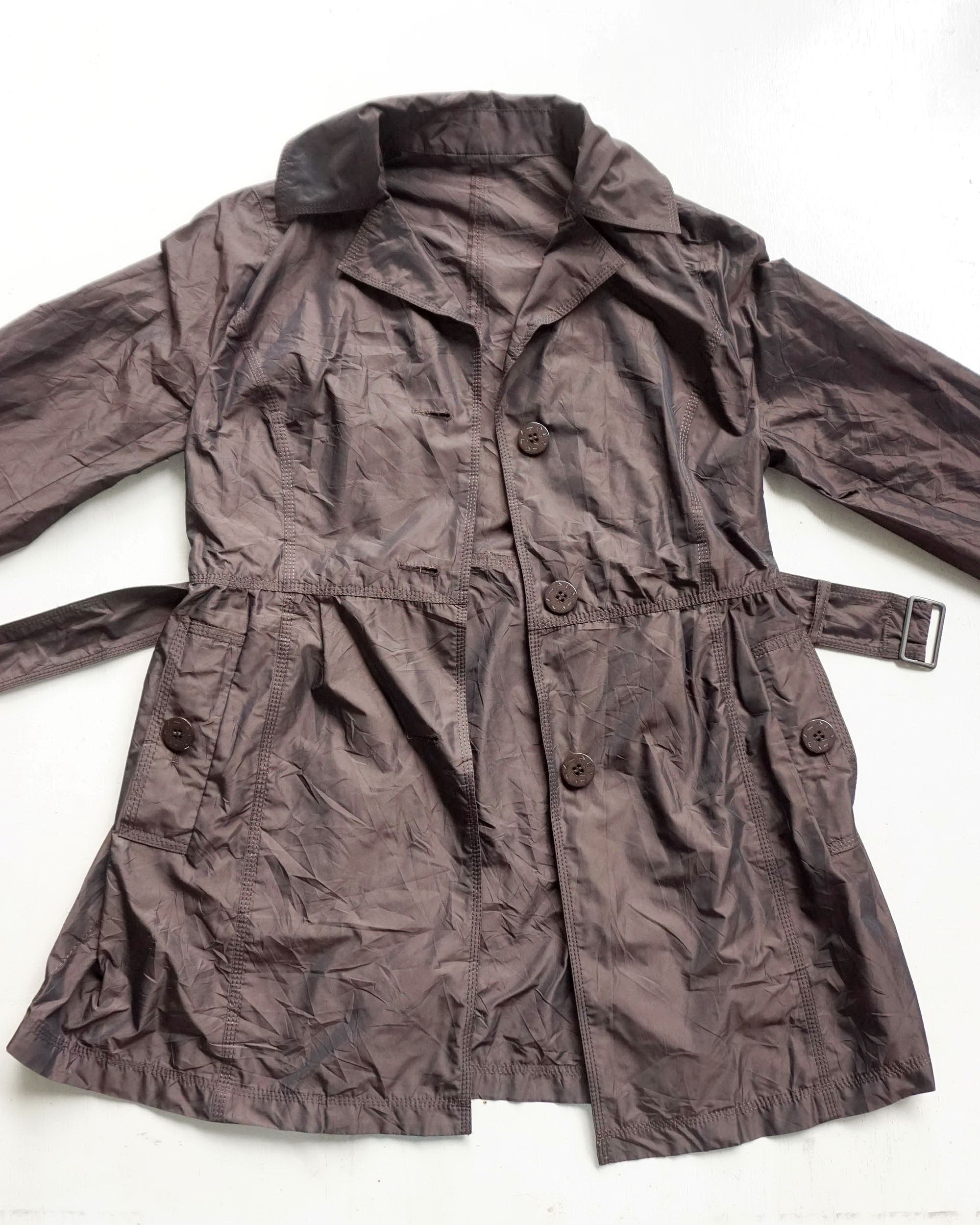 Japanese Brand × Vintage Dark Brown Waist-belt Button-Up Superlight Shining Jacket Size S / US 4 / IT 40 - 2 Thumbnail