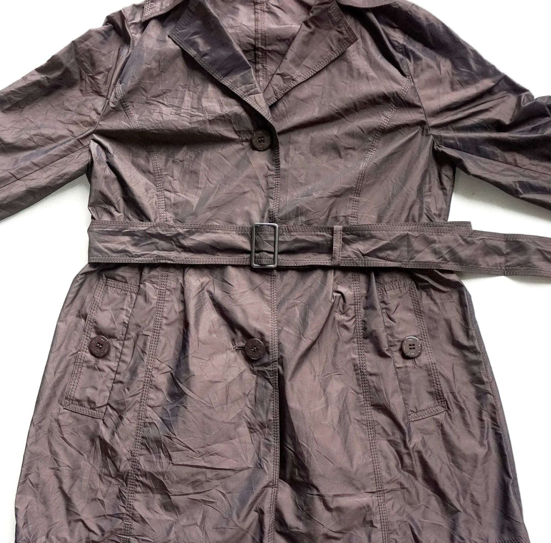 Japanese Brand × Vintage Dark Brown Waist-belt Button-Up Superlight Shining Jacket Size S / US 4 / IT 40 - 4 Thumbnail