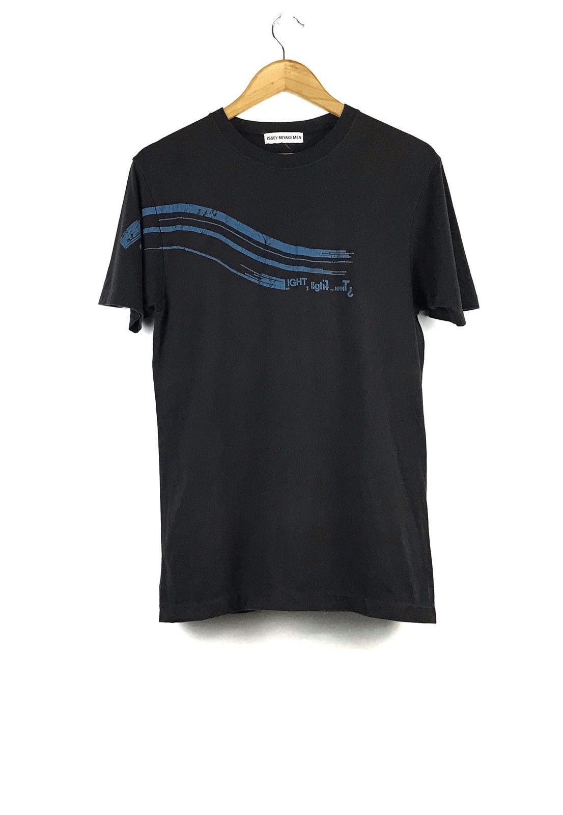 Issey Miyake × Japanese Brand × Vintage Vintage Issey Miyake Small Size Black Colour T-Shirt Size US S / EU 44-46 / 1 - 1 Thumbnail