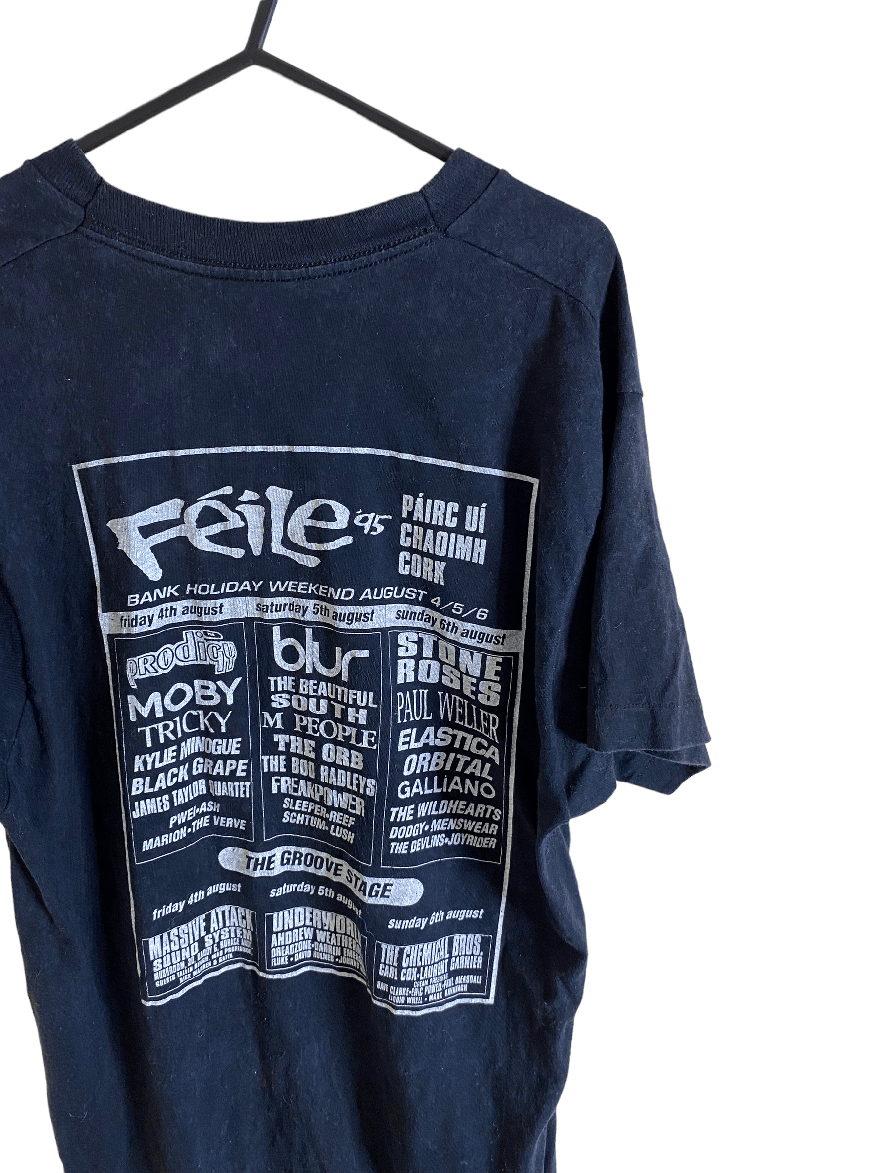 Band Tees × Vintage I Survived Feile 95' tour tee, size M, prodigy, blur, 90s Size US M / EU 48-50 / 2 - 3 Thumbnail